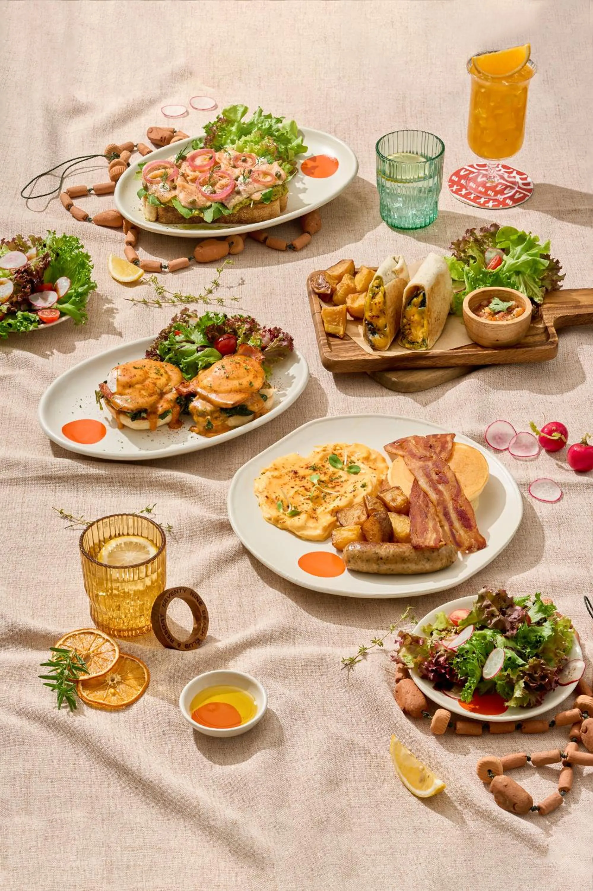 Food and drinks in 79 Beach Club and Resort Samui