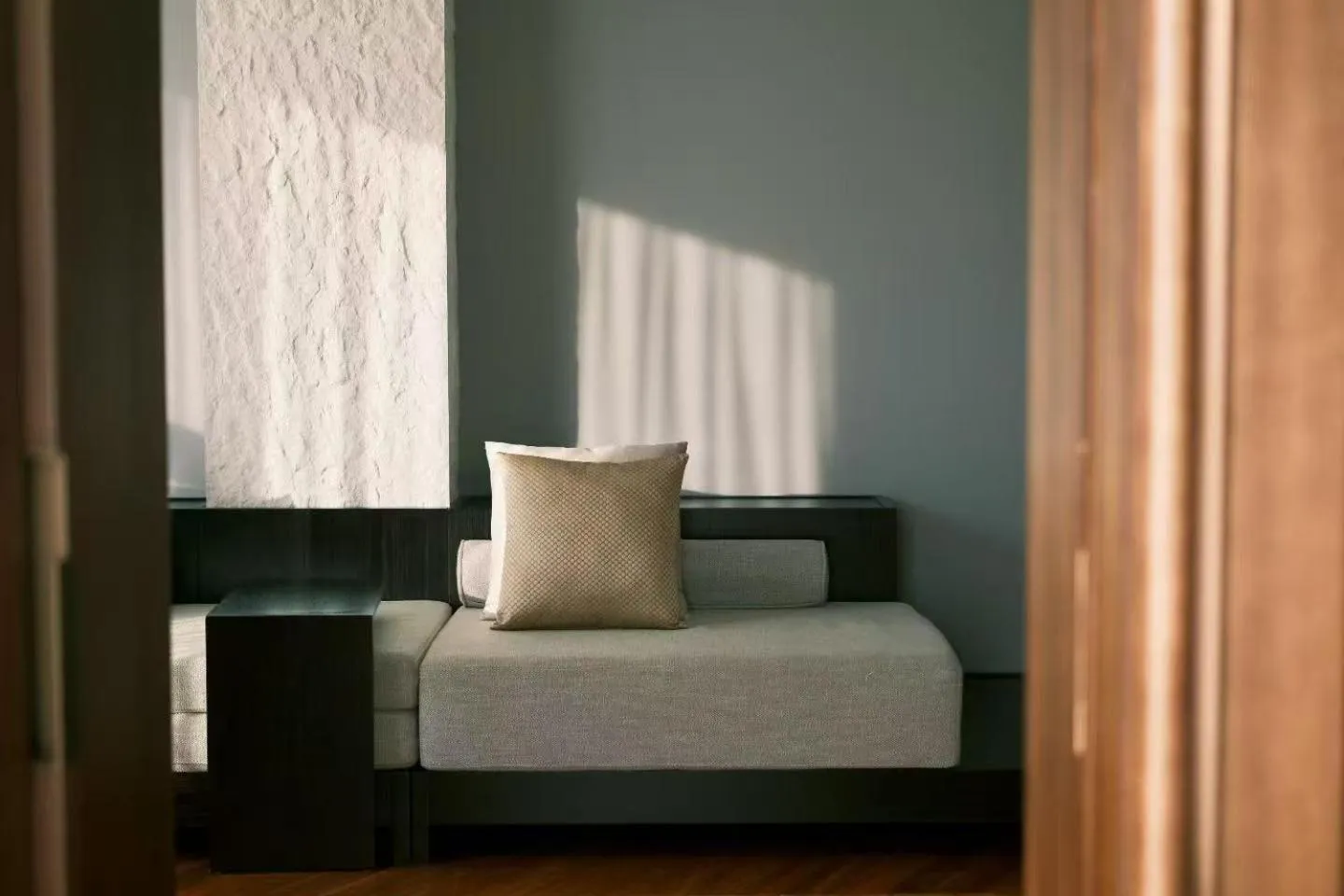 room service, Bed in The Purple Horse Hotel Beijing