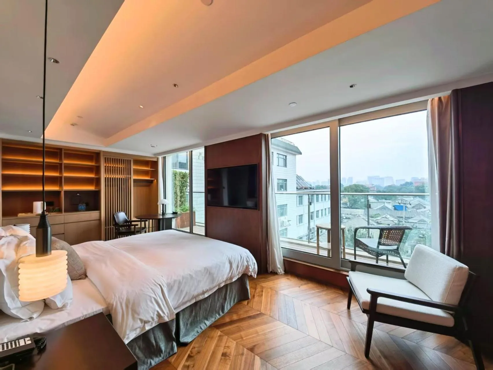 Balcony/Terrace, Bed in The Purple Horse Hotel Beijing