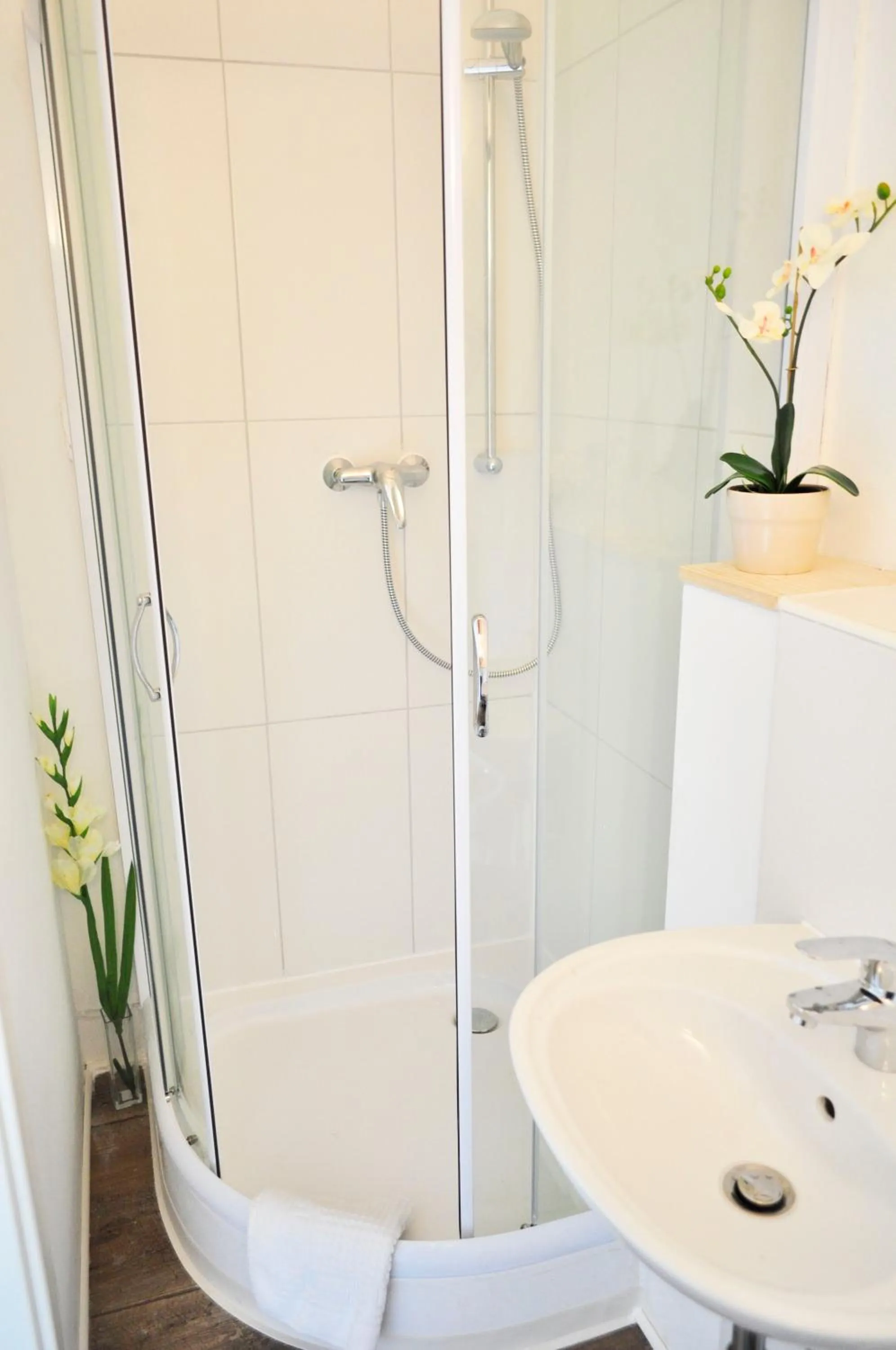 Bathroom in Art Hotel & Hostel