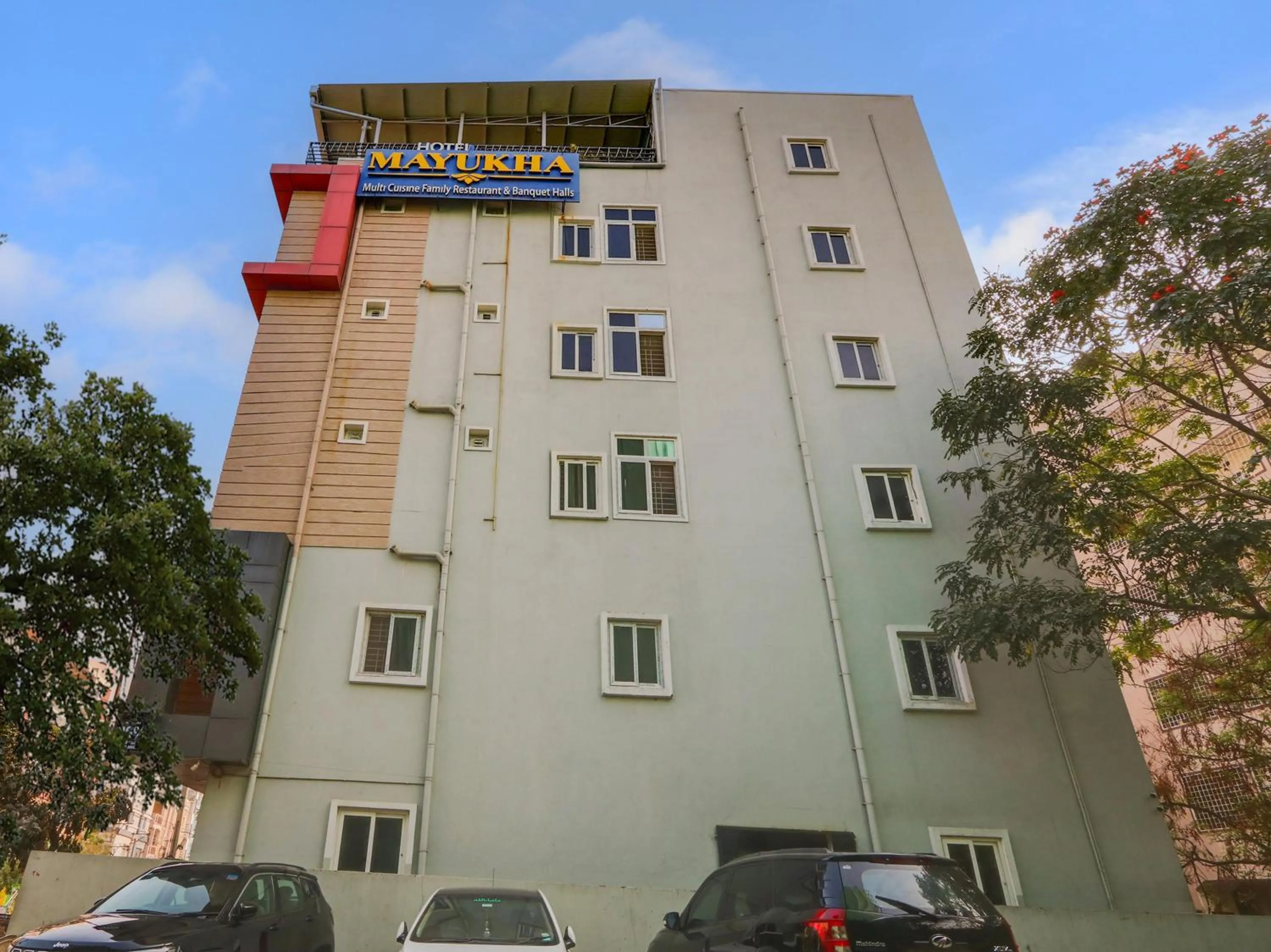 Facade/entrance in Super Townhouse Qualia Prime