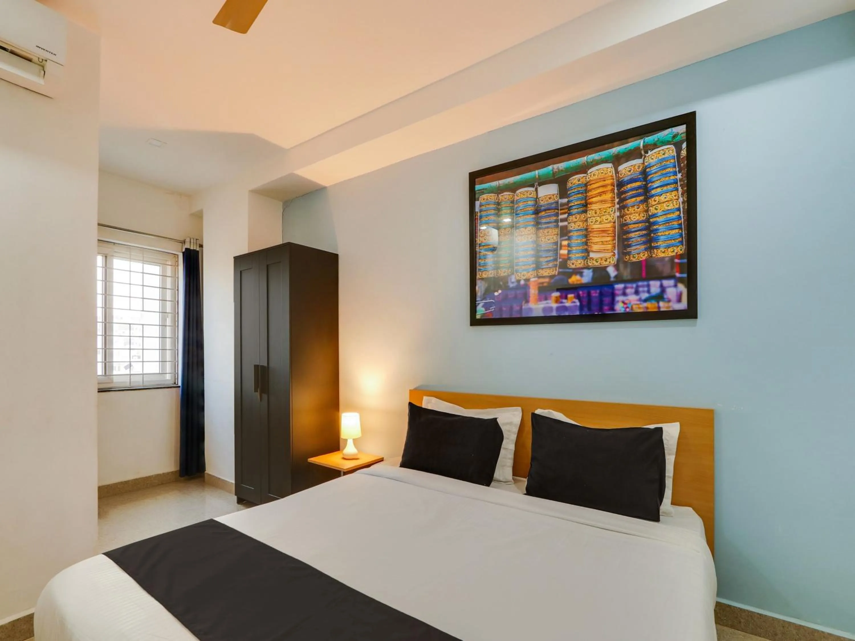 Bedroom, Bed in Super Townhouse Qualia Prime