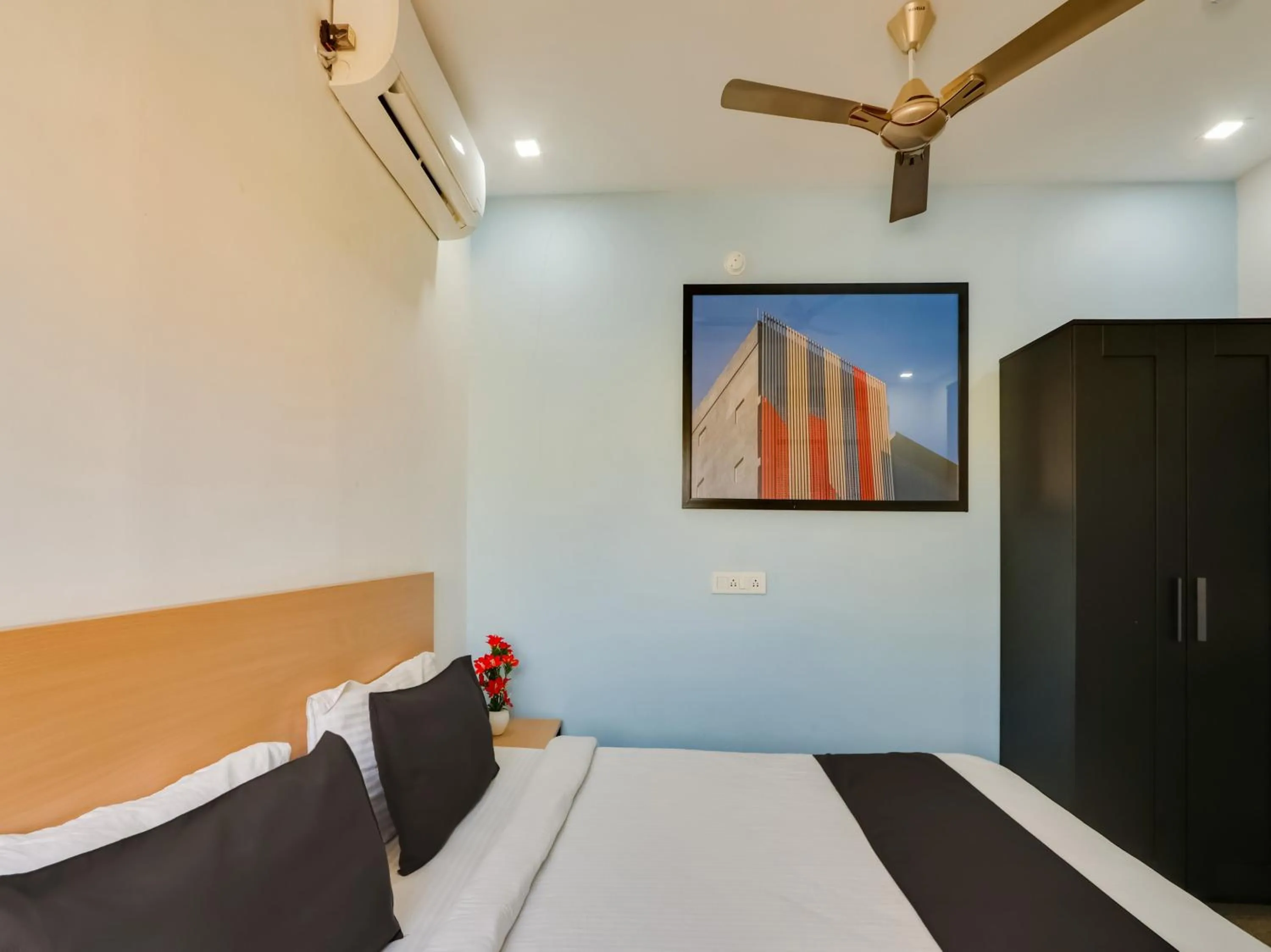 Bedroom in Super Townhouse Qualia Prime