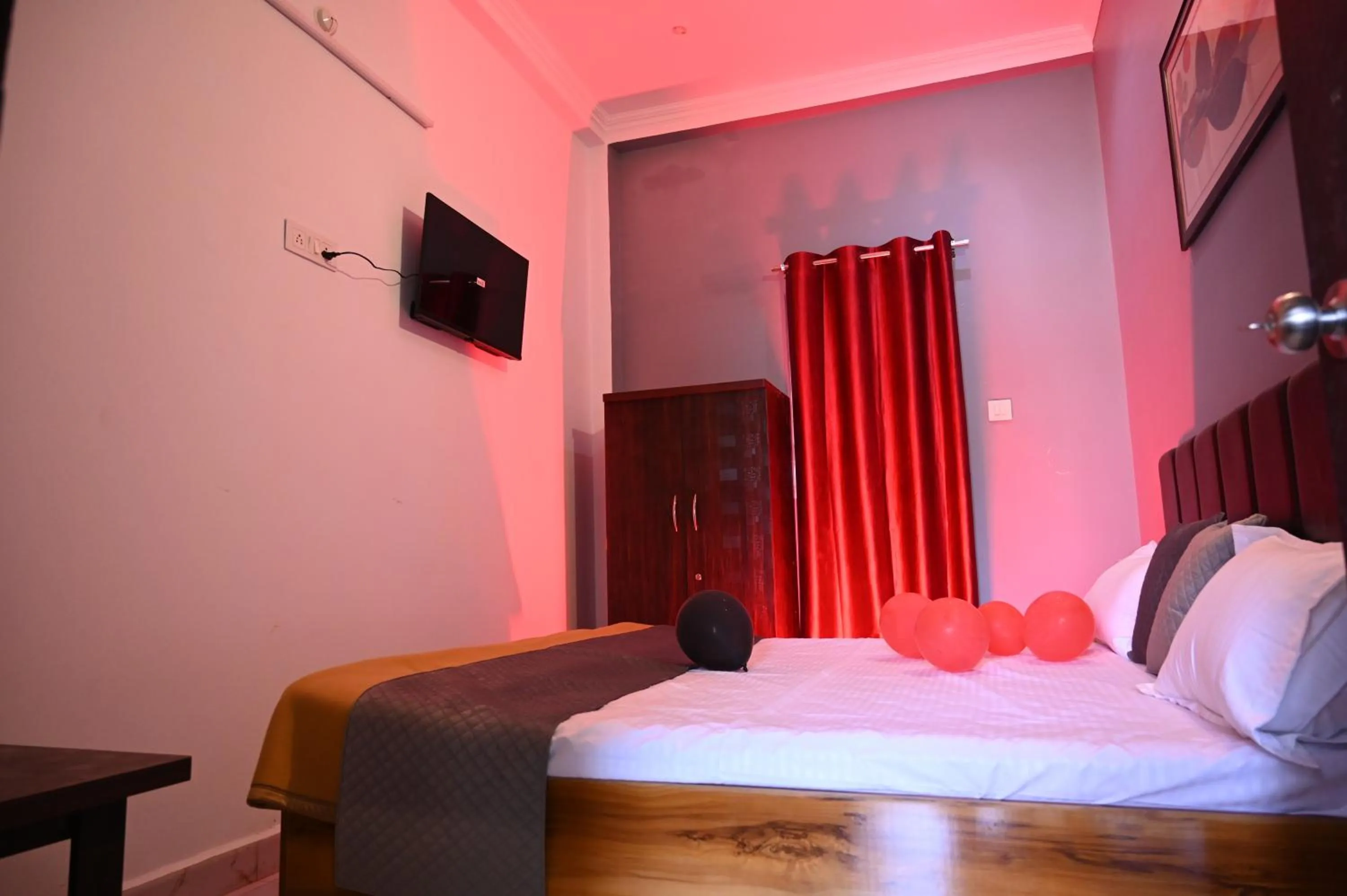 Bedroom, Bed in Hotel Ayodhya Paying Guest