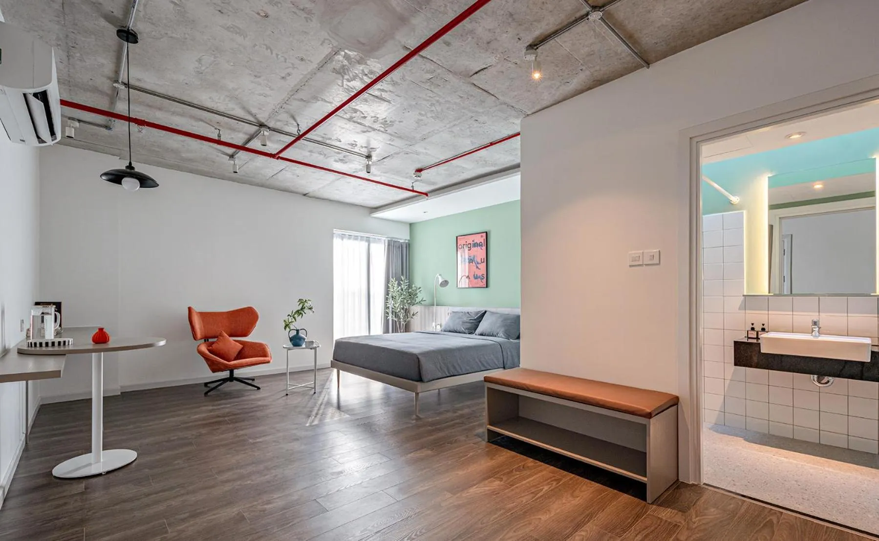 Bed in M Village Living Kỳ Đồng