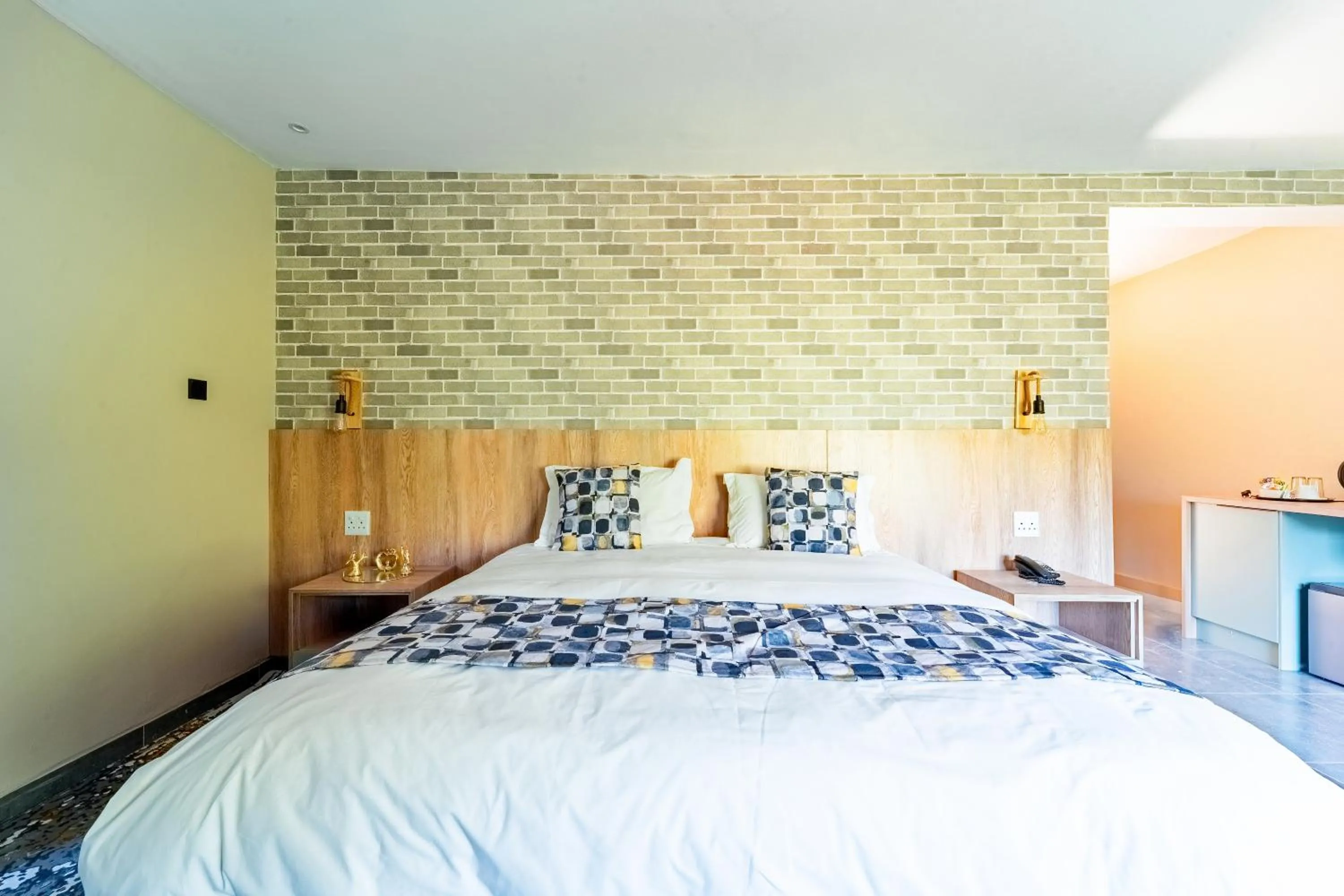 Bed in The Little Outlook