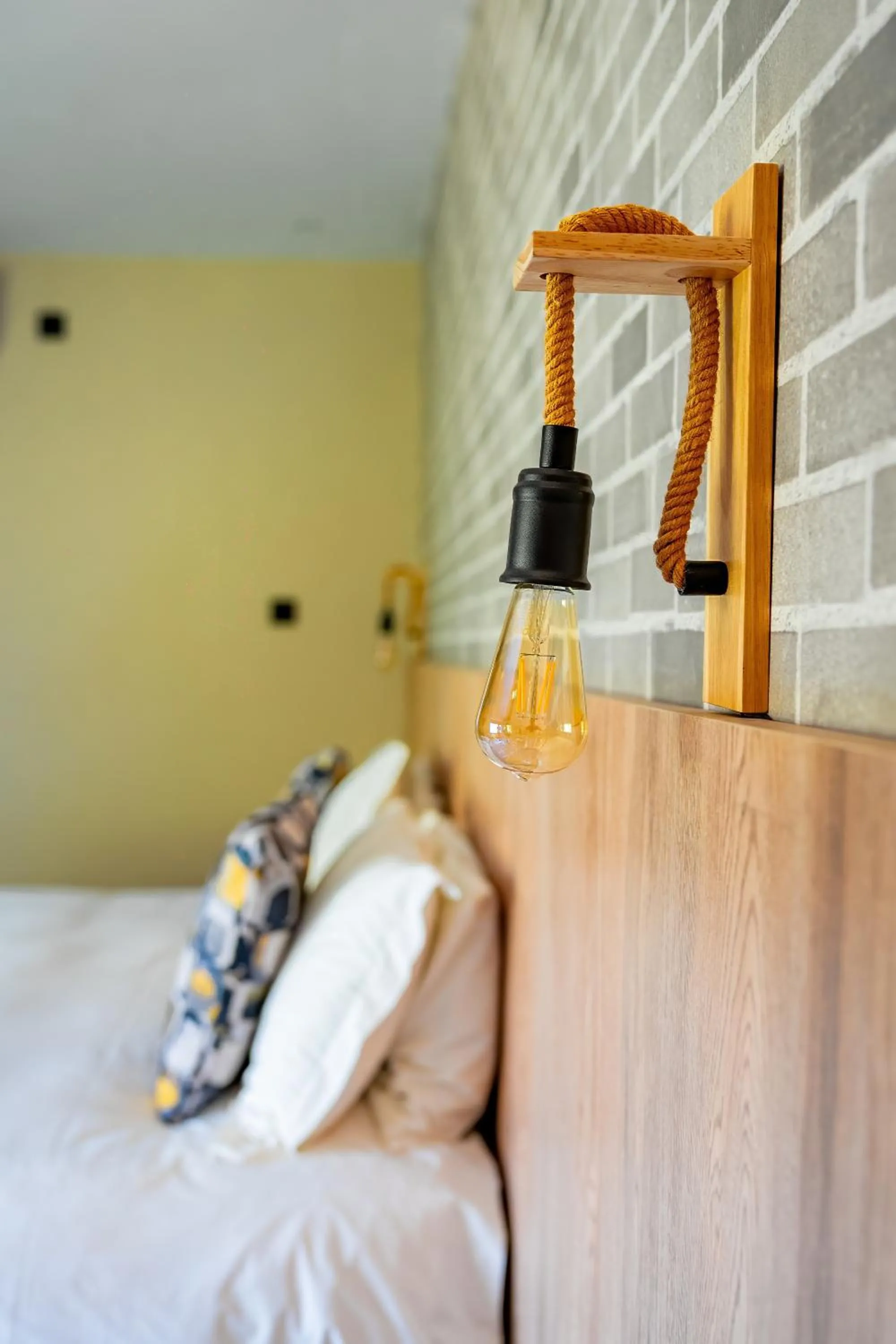 Bedroom, Bed in The Little Outlook