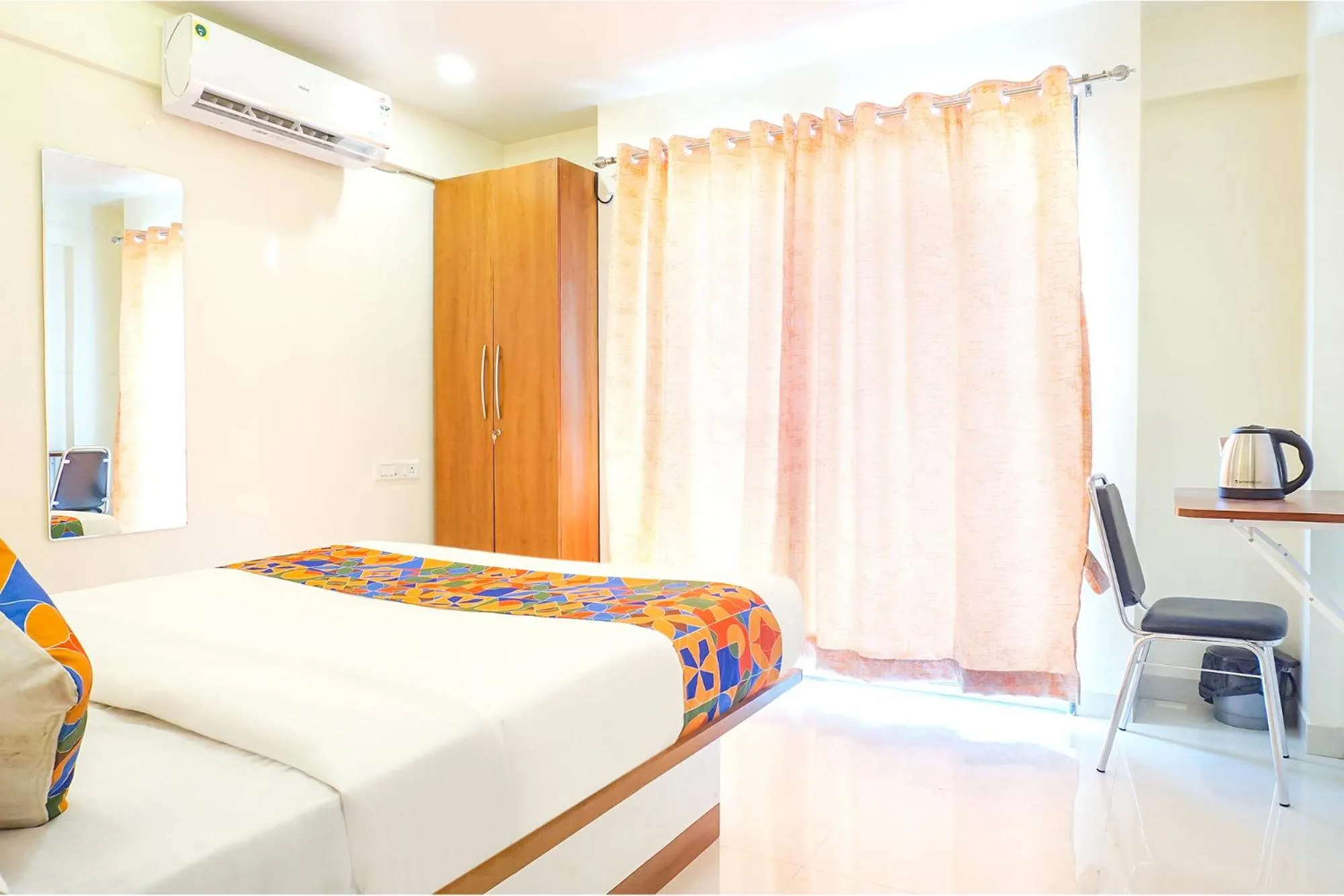 Bed in FabHotel Majestic Luxurious - Nr Rajaram Bhiku Pathare Stadium