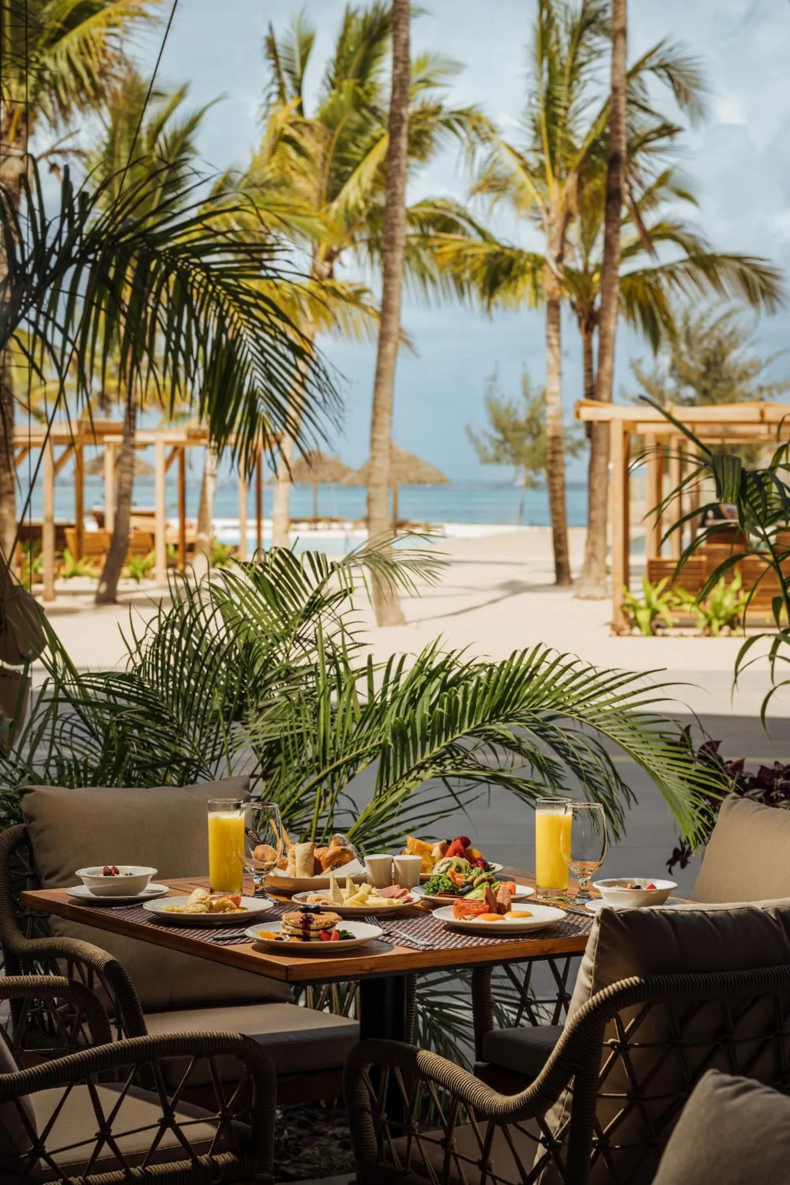 Restaurant/places to eat in JAZ Elite Aurora