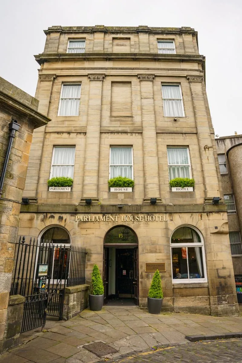 Facade/entrance in The Parliament House Hotel