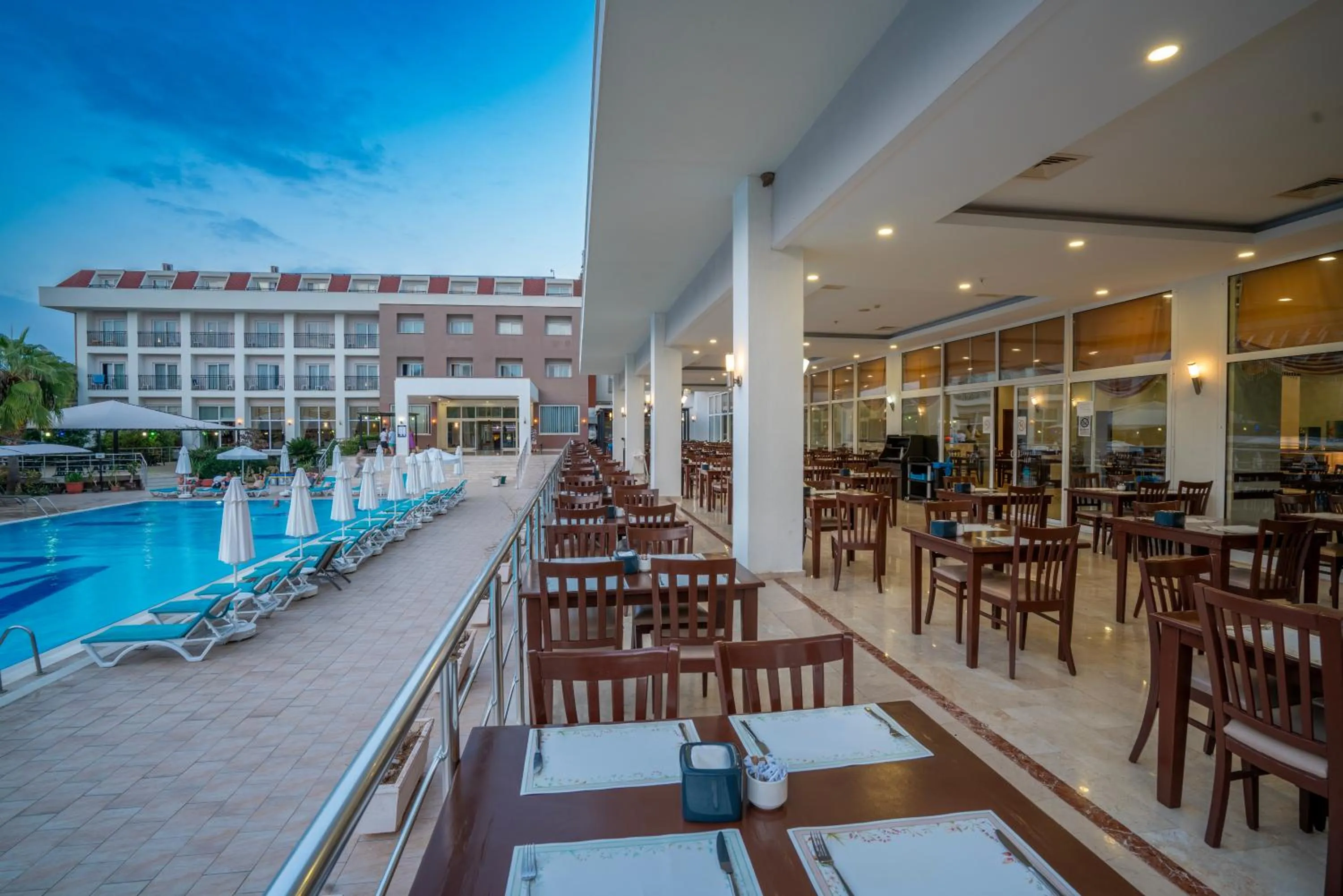 Restaurant/places to eat in White Lilyum Hotel - All Inclusive