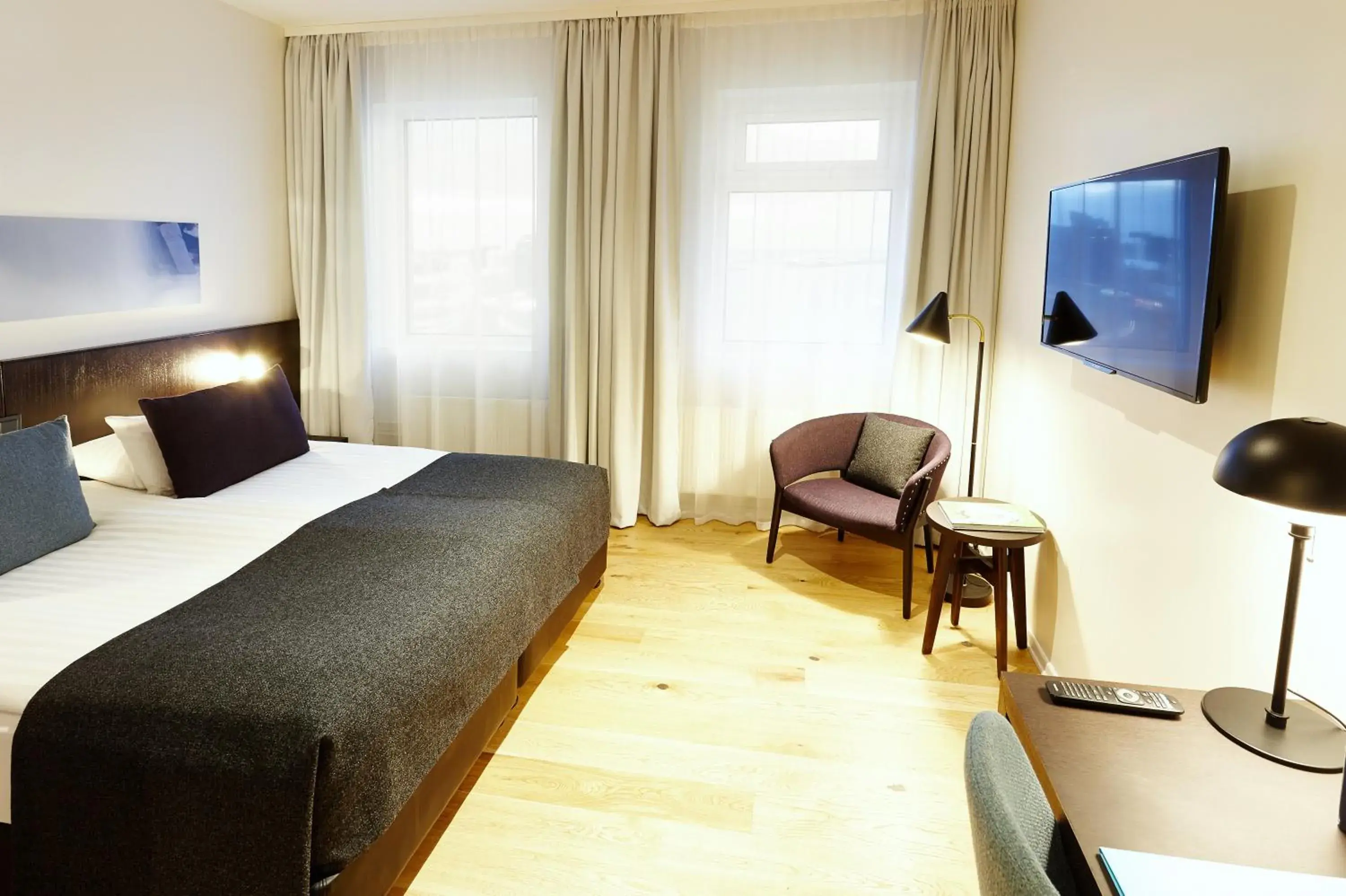 Standard Double Room - single occupancy in Fosshotel Reykjavík Standard Double Room - single occupancy in Fosshotel Reykjavík