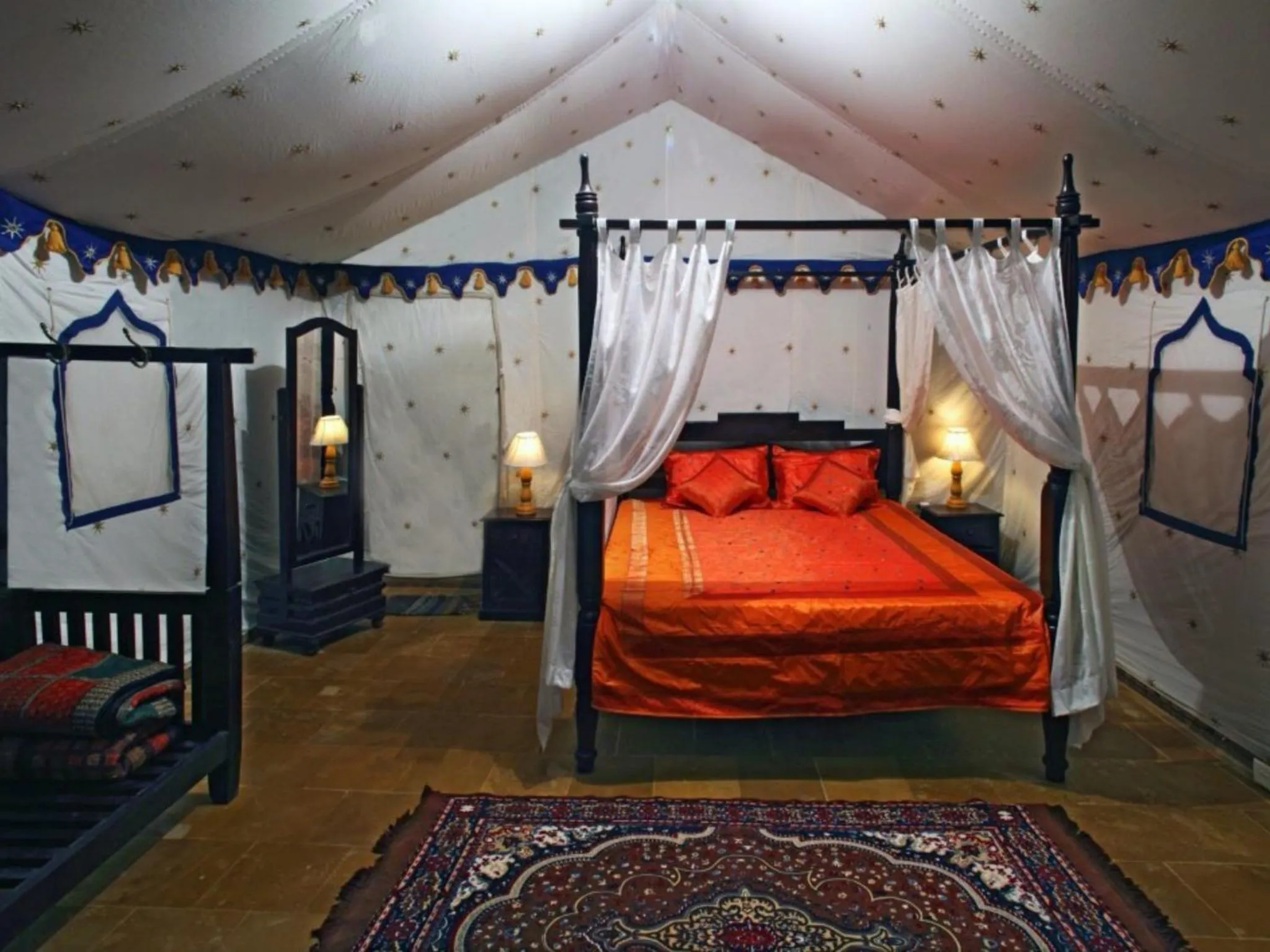 bunk bed in The Mama's Resort & Camp