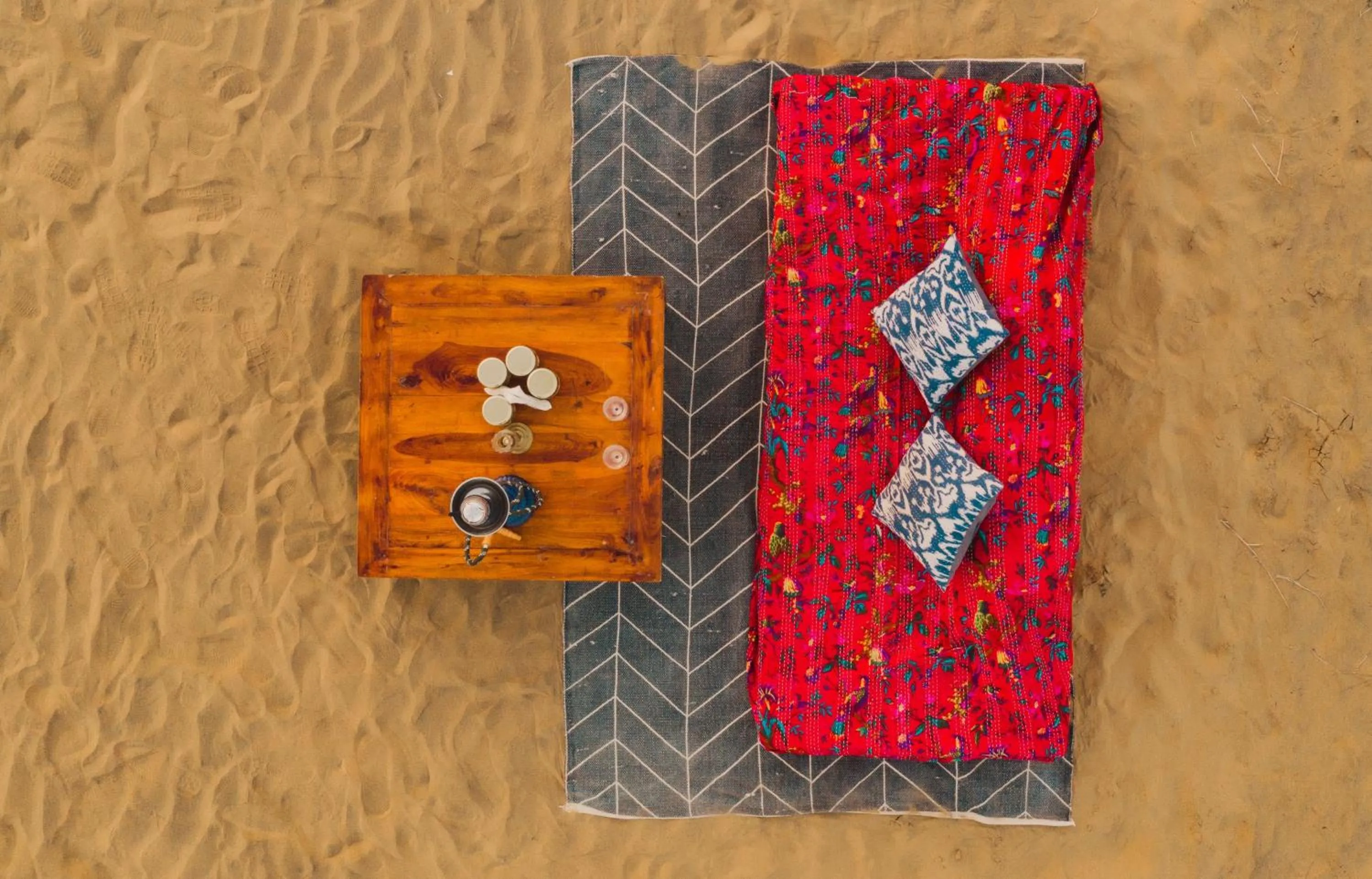 Dinner in The Mama's Resort & Camp