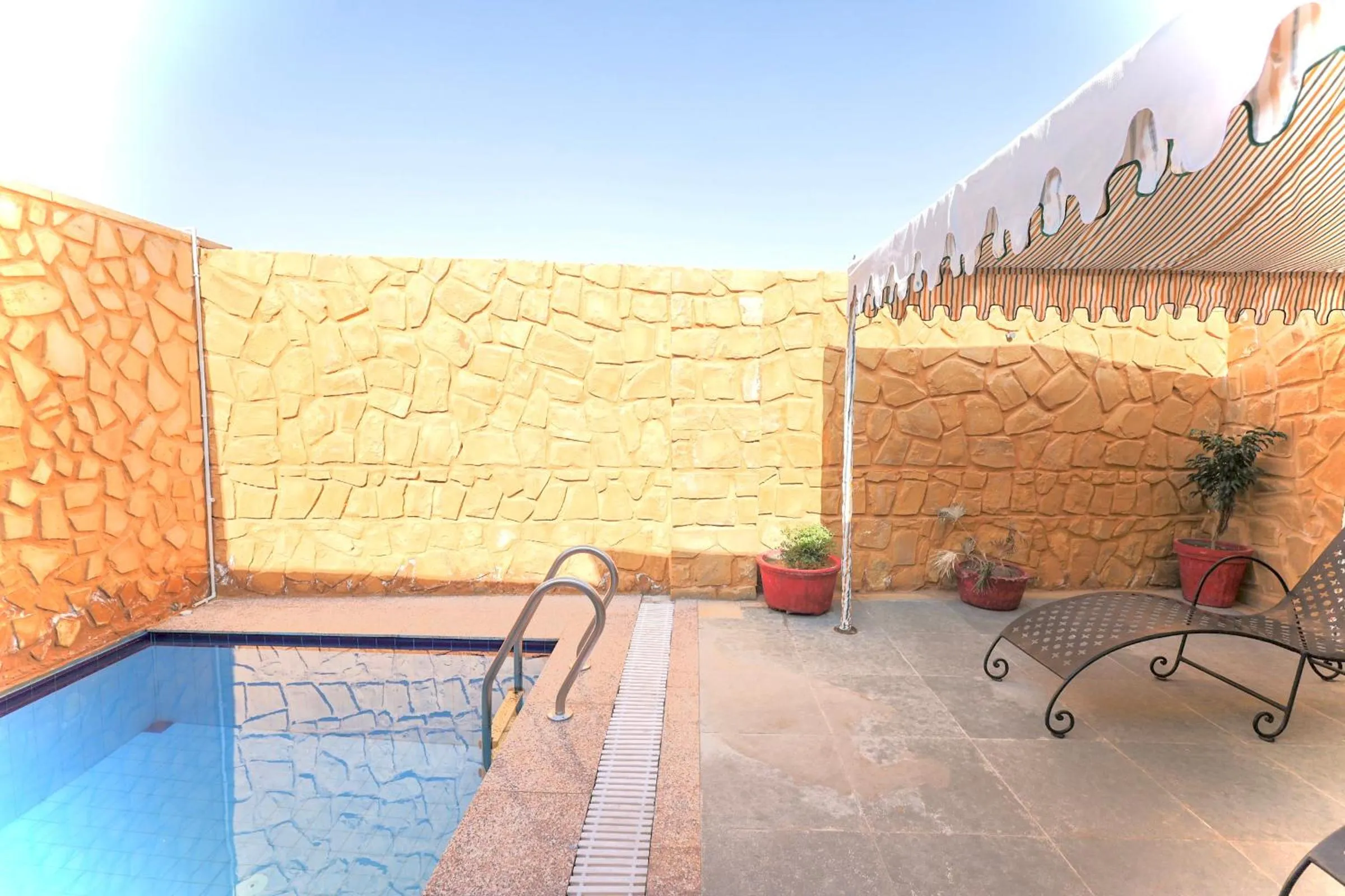 Pool view in The Mama's Resort & Camp