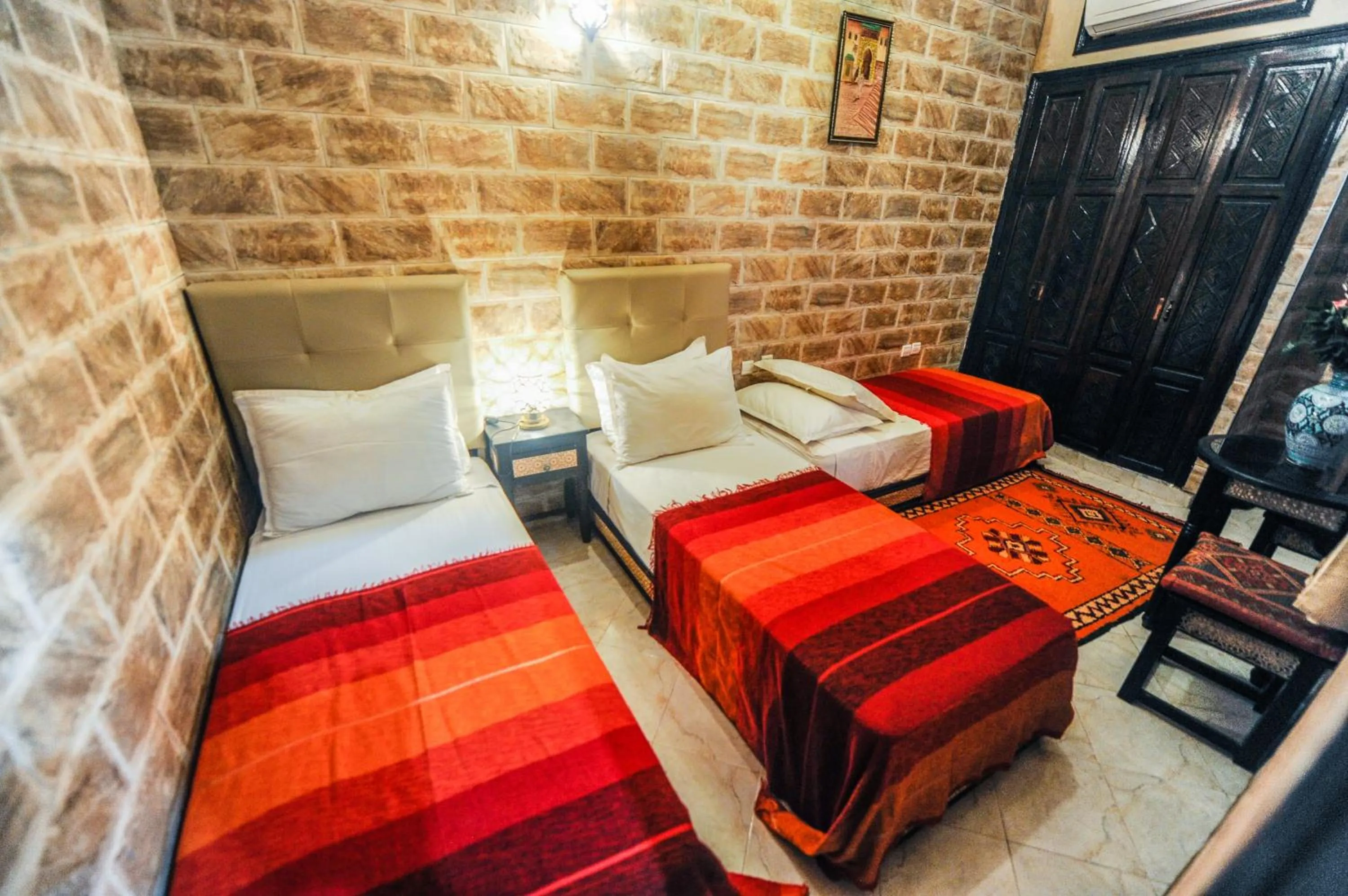 Photo of the whole room, Bed in Riad Errabii & Spa