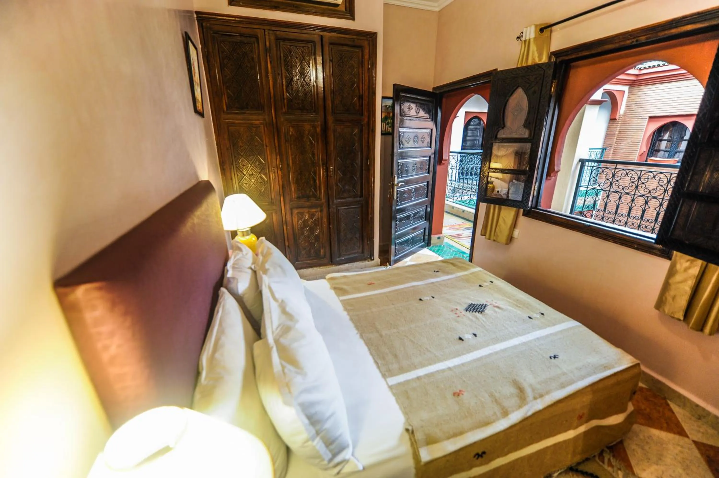Photo of the whole room, Bed in Riad Errabii & Spa