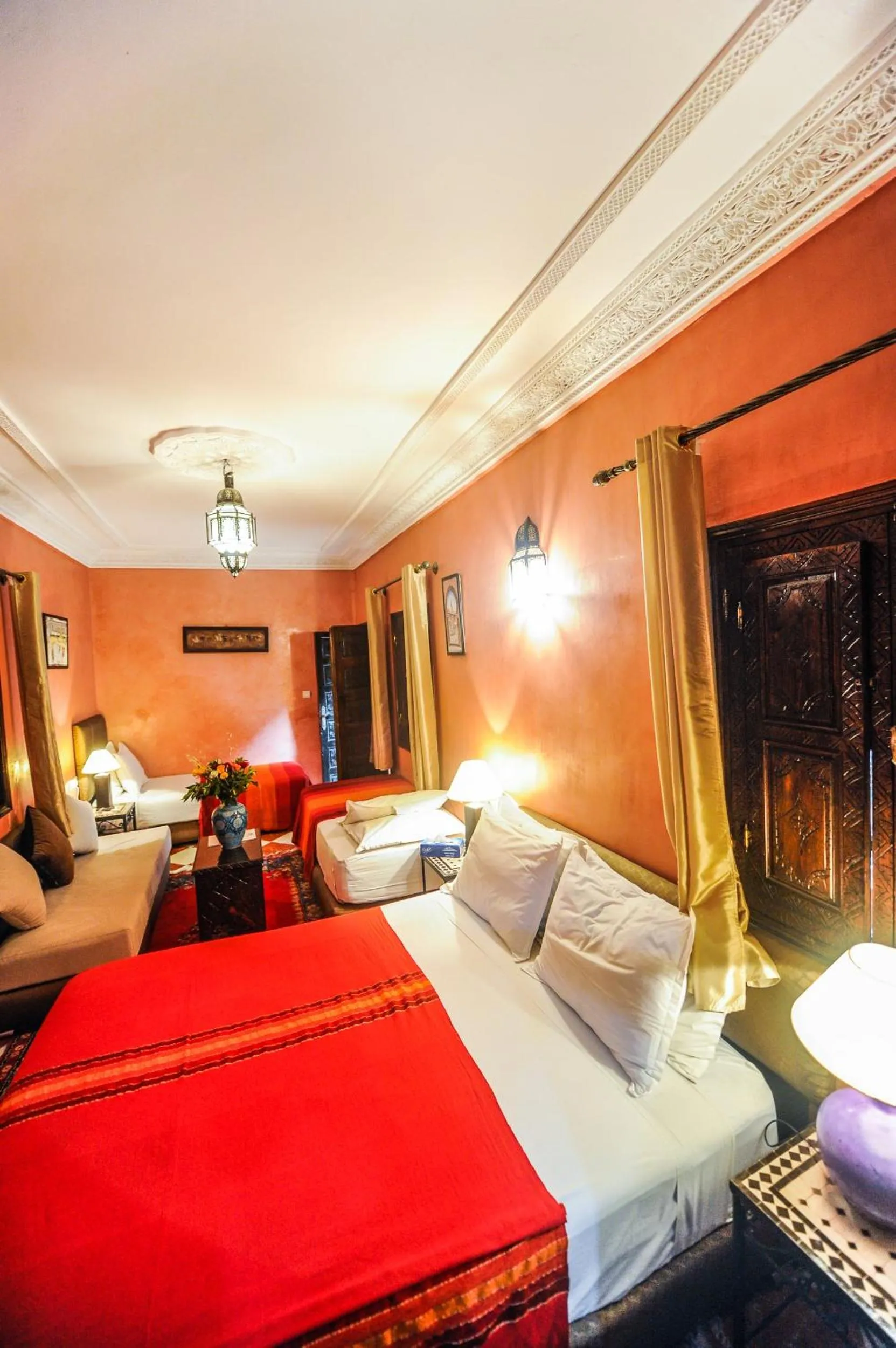 Photo of the whole room, Bed in Riad Errabii & Spa
