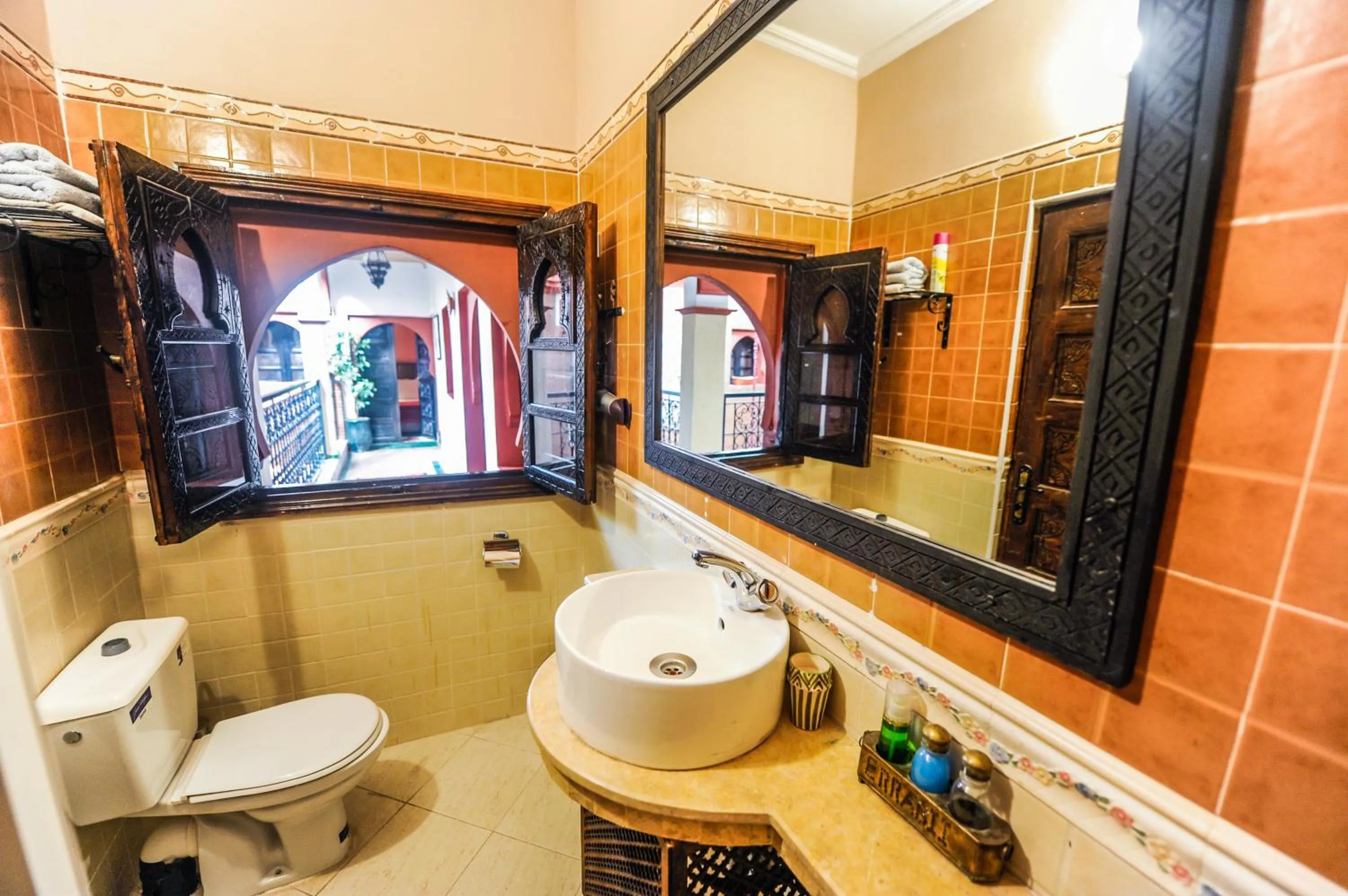 Bathroom in Riad Errabii & Spa