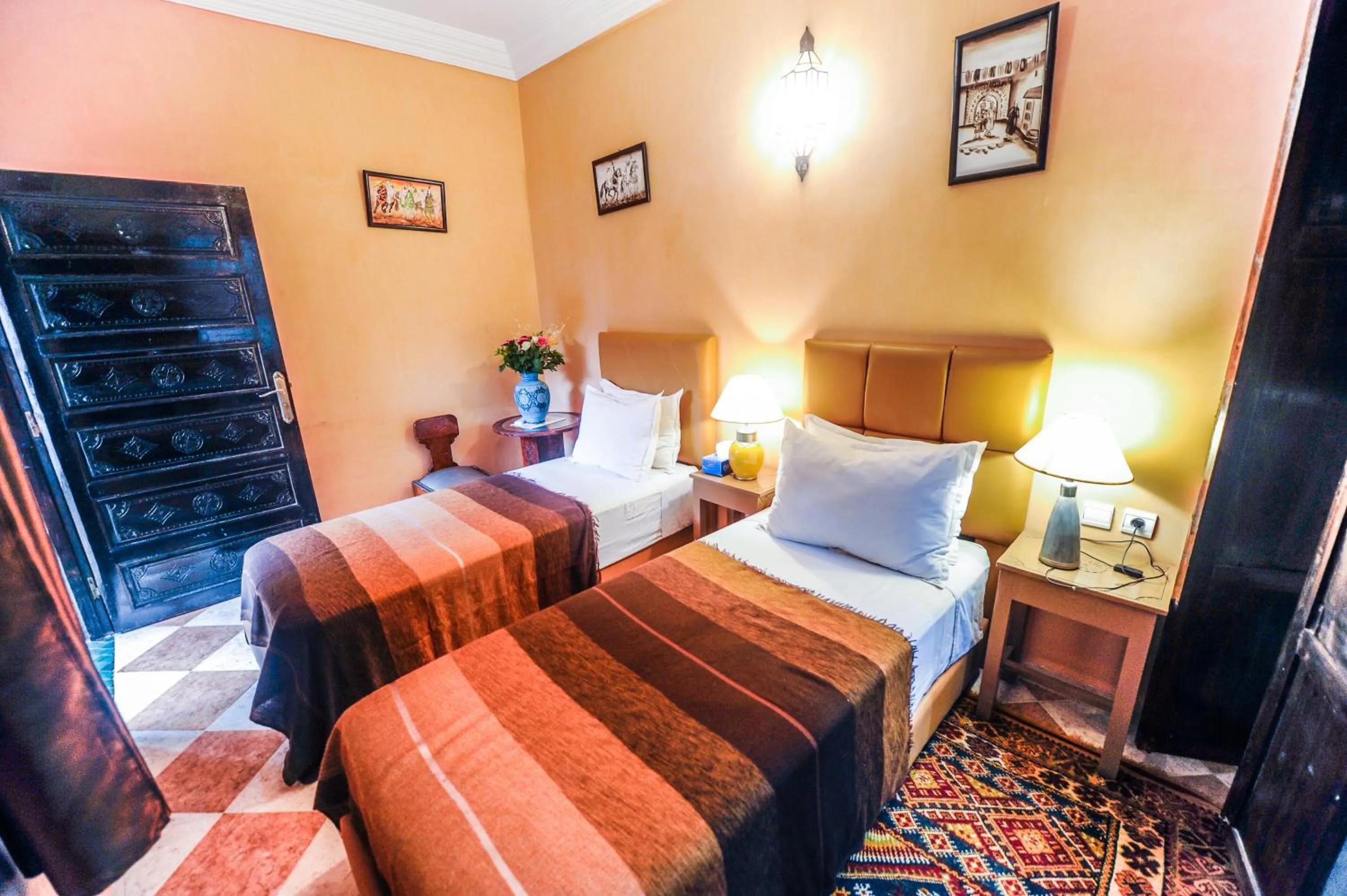 Photo of the whole room, Bed in Riad Errabii & Spa