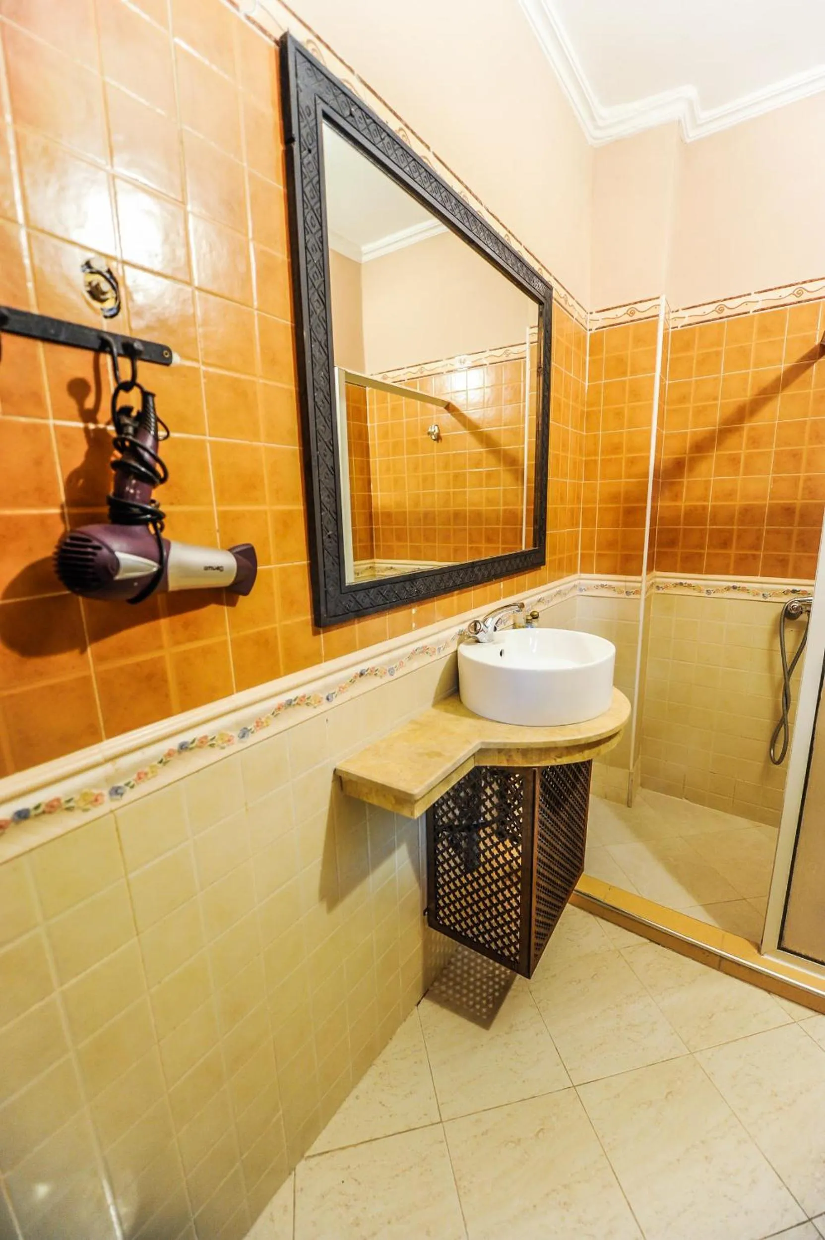 Bathroom in Riad Errabii & Spa