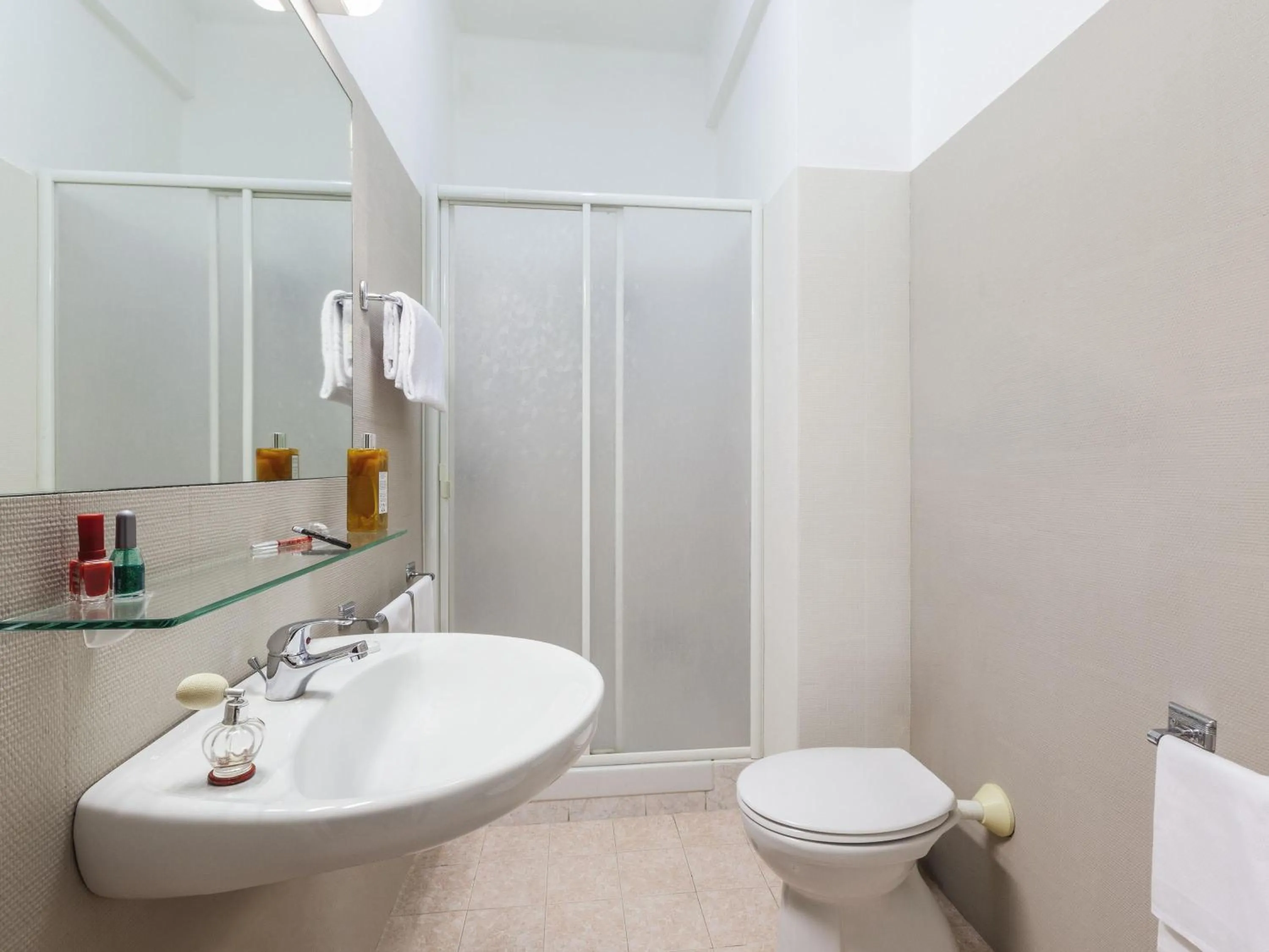 Bedroom in ibis styles Trani