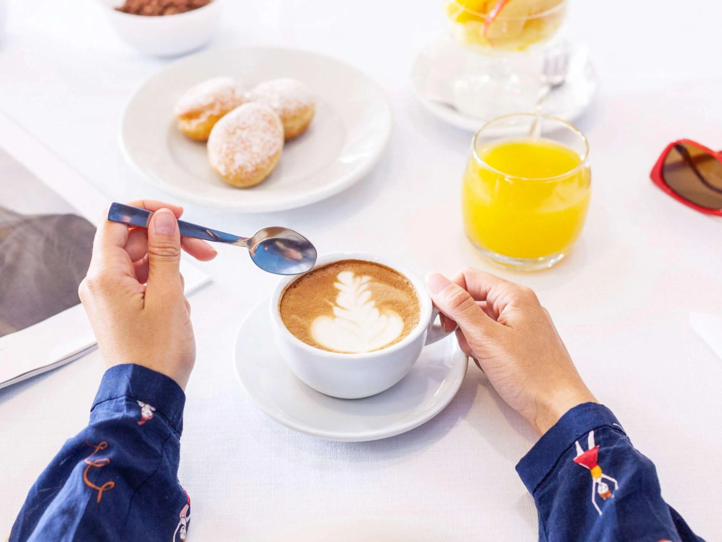 Restaurant/places to eat in ibis styles Trani