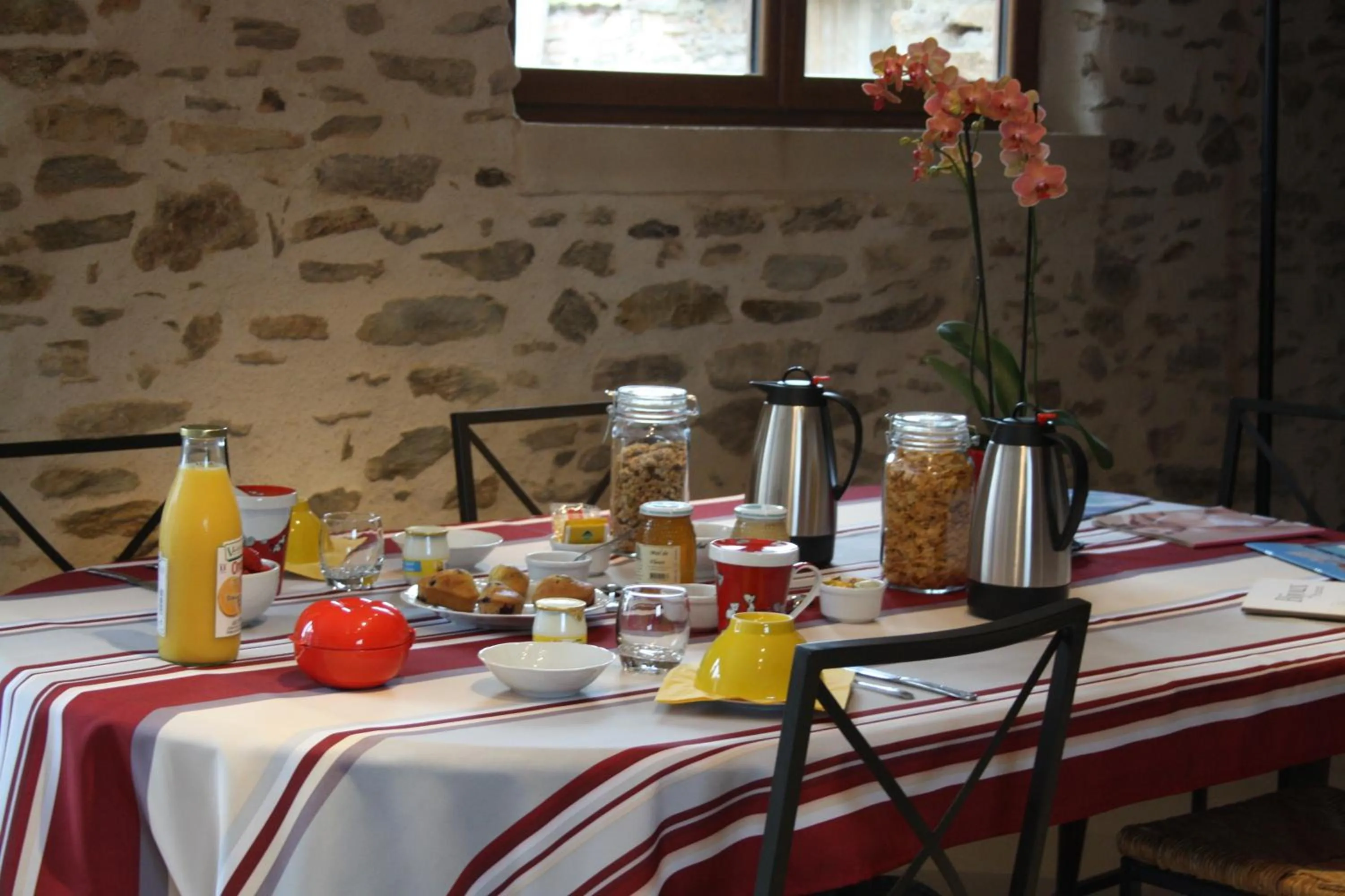 Food close-up in B&B Le Relais de Chantecor