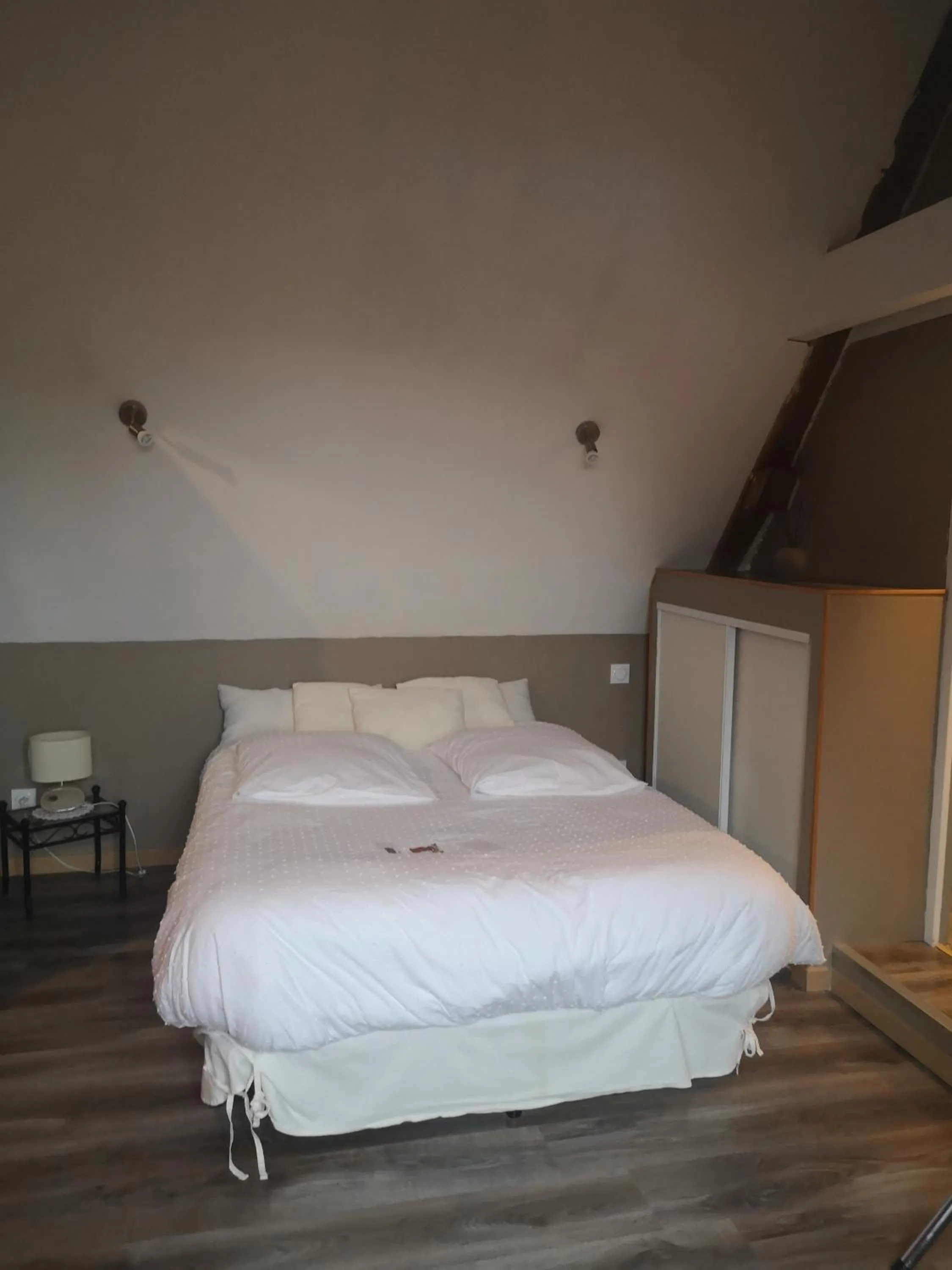 Garden view, Bed in B&B Le Relais de Chantecor