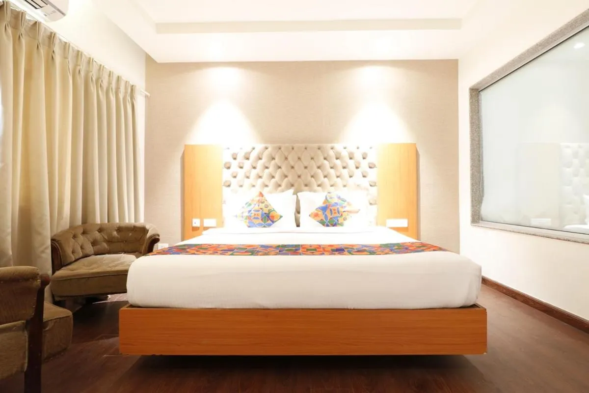 Bed in HOTEL YATRI