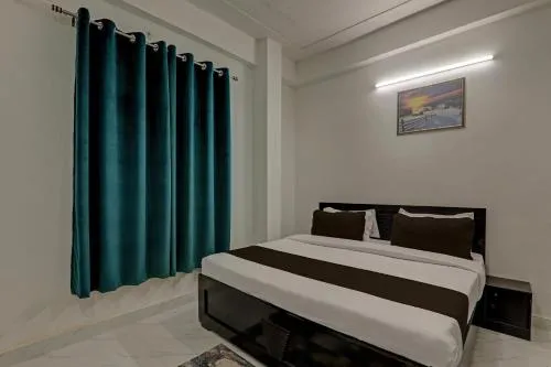 Bedroom in Hotel O Aanandwan Palace