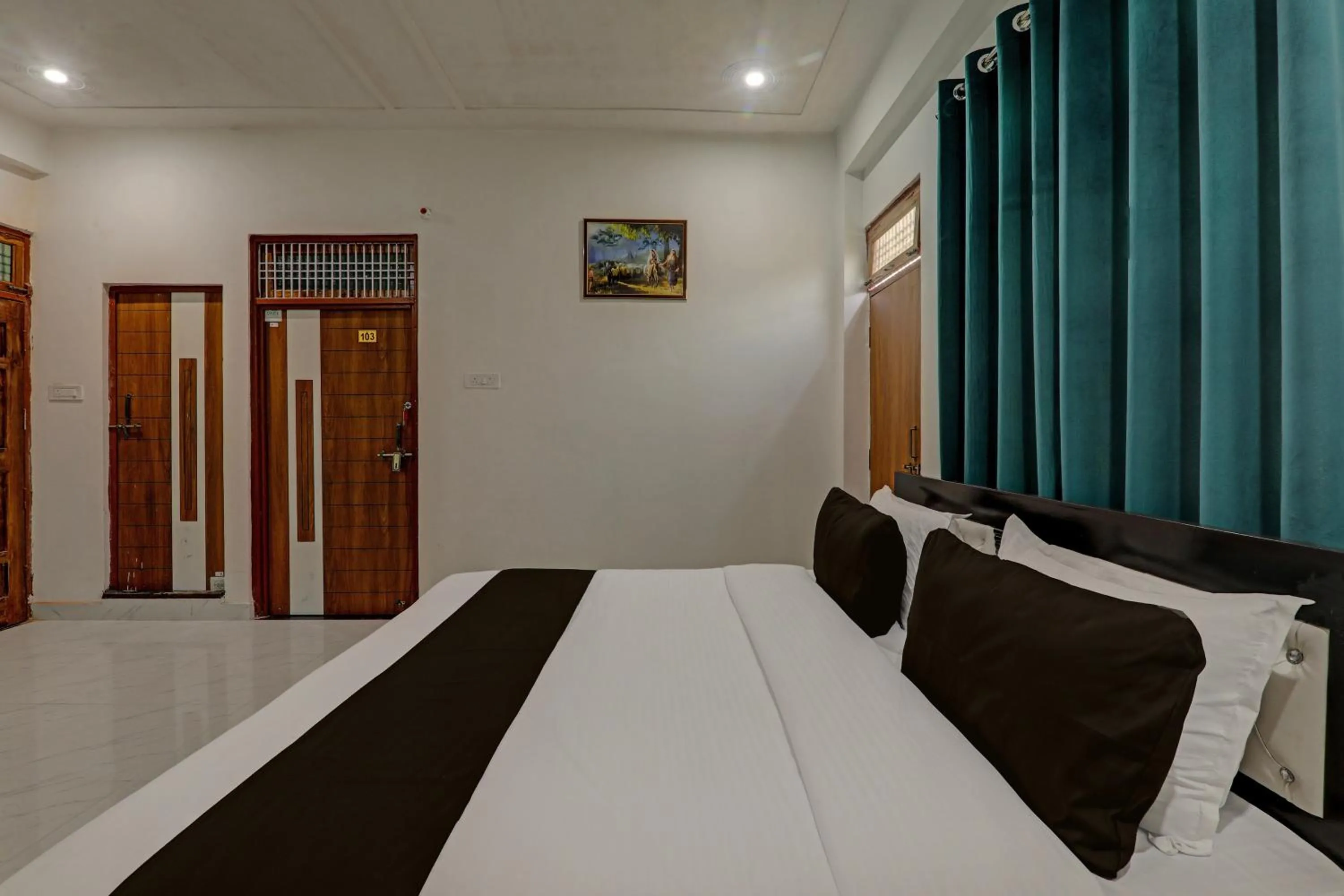 Bedroom in Hotel O Aanandwan Palace