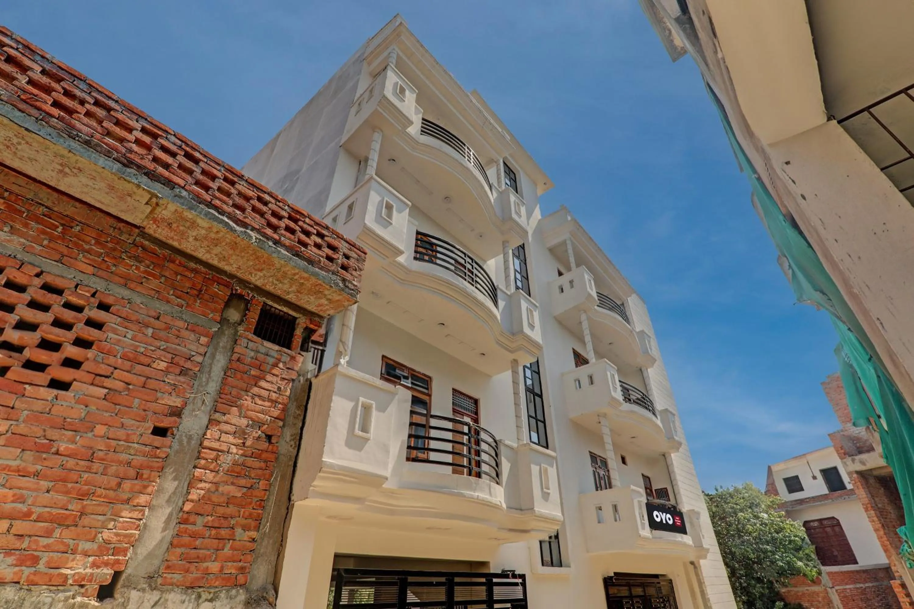 Facade/entrance in Hotel O Aanandwan Palace