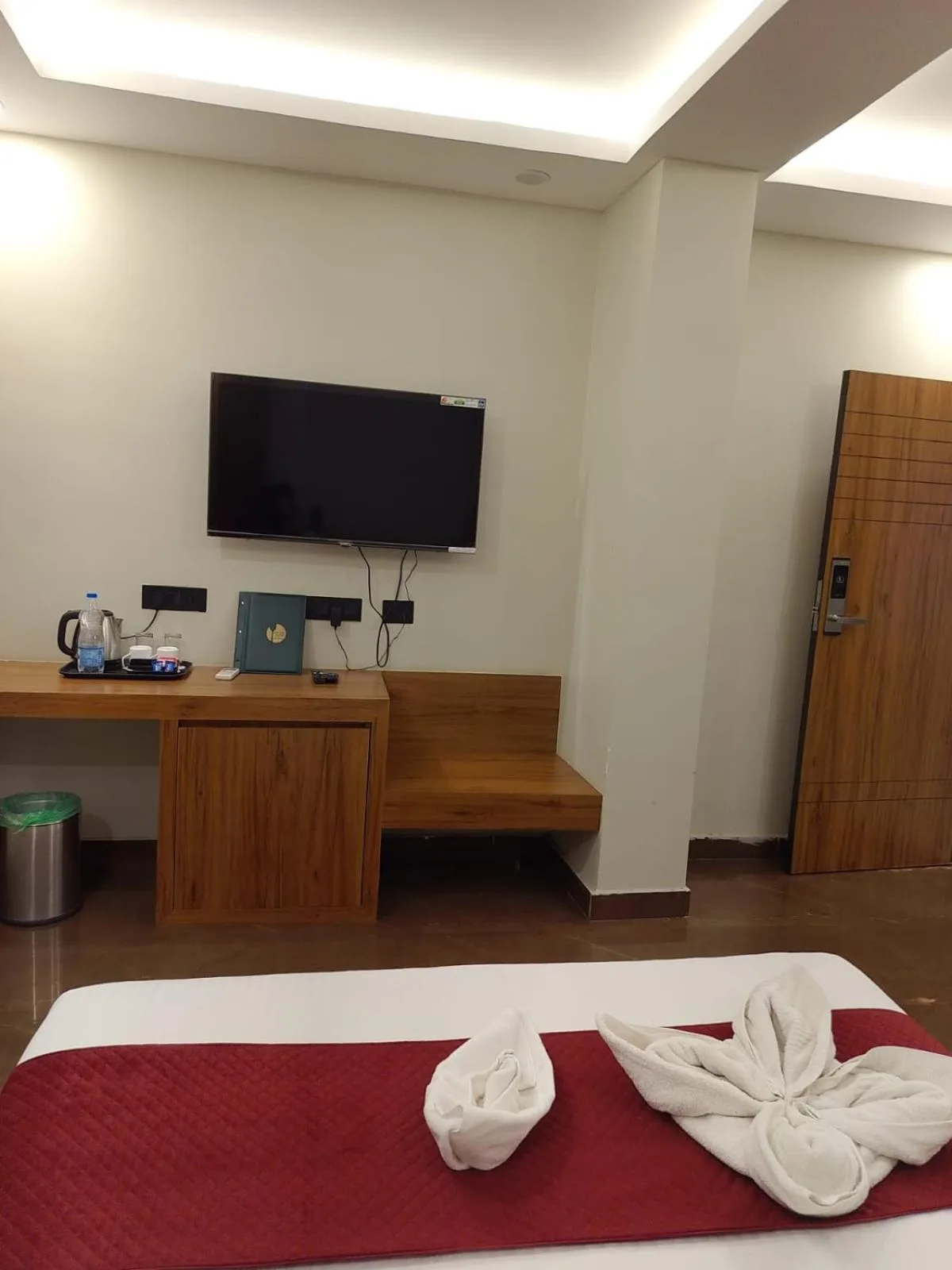 TV and multimedia, Bed in BANMALI REGENCY