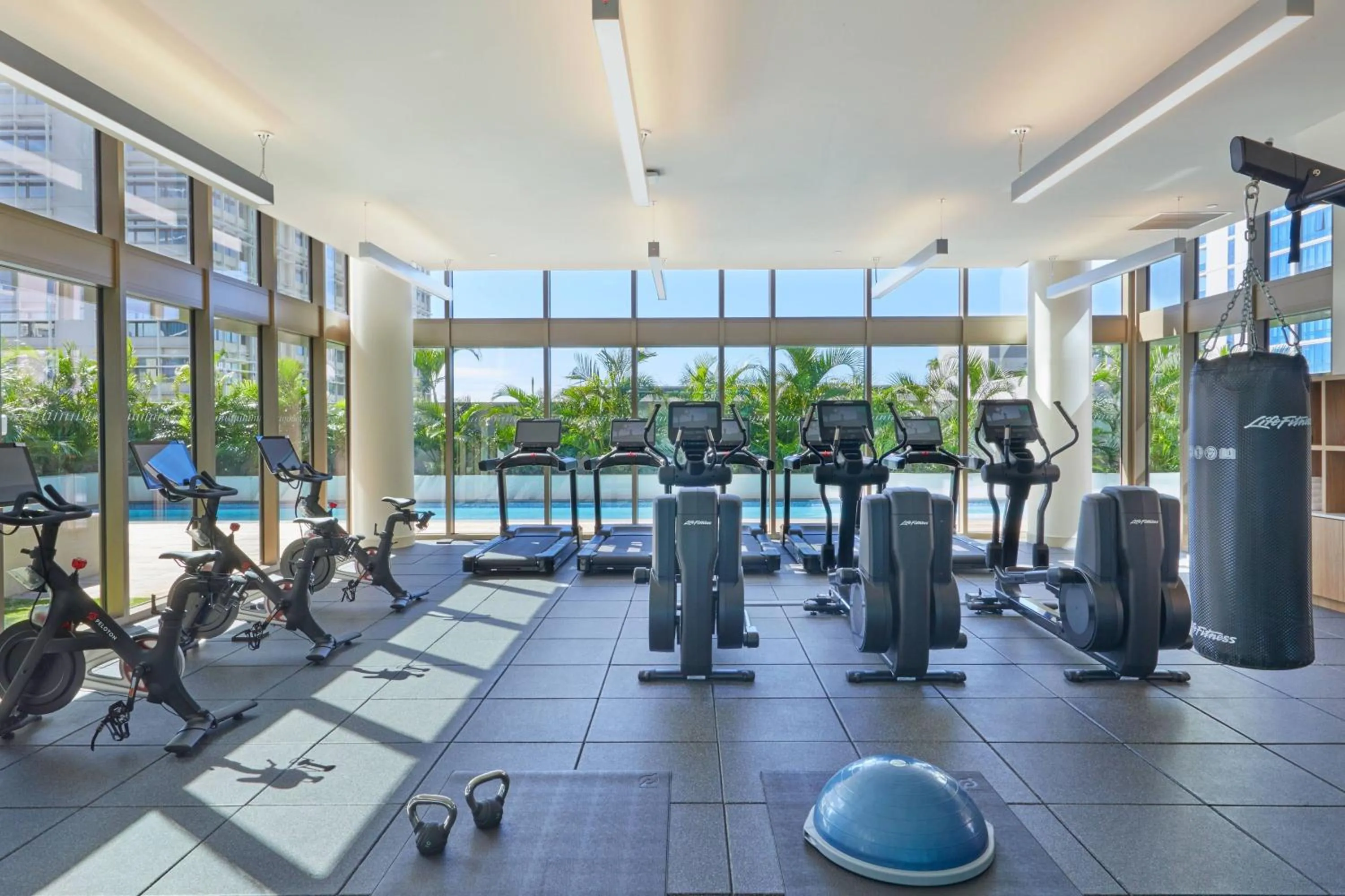 Fitness centre/facilities in Renaissance Residences Oahu Honolulu