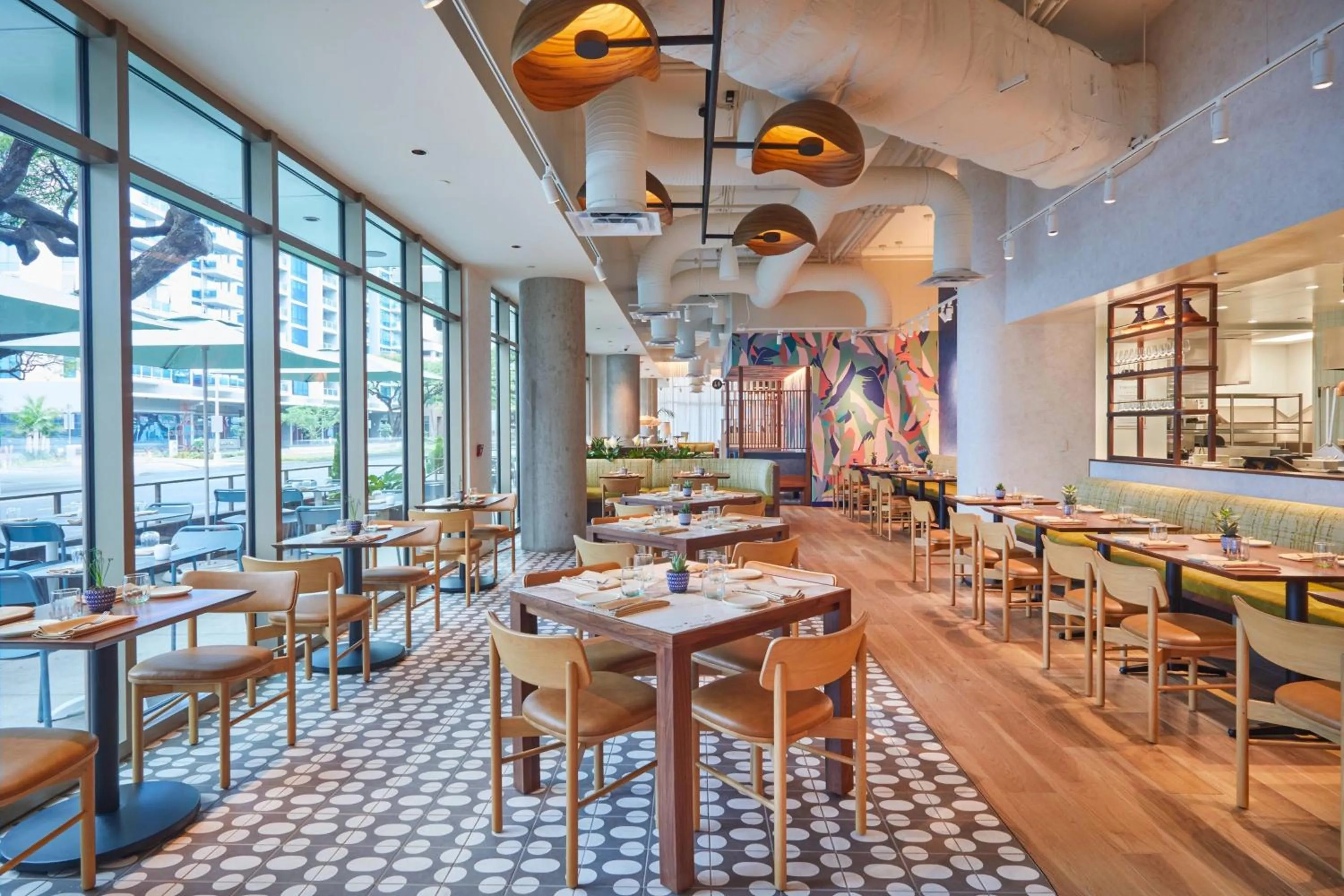 Restaurant/places to eat in Renaissance Residences Oahu Honolulu