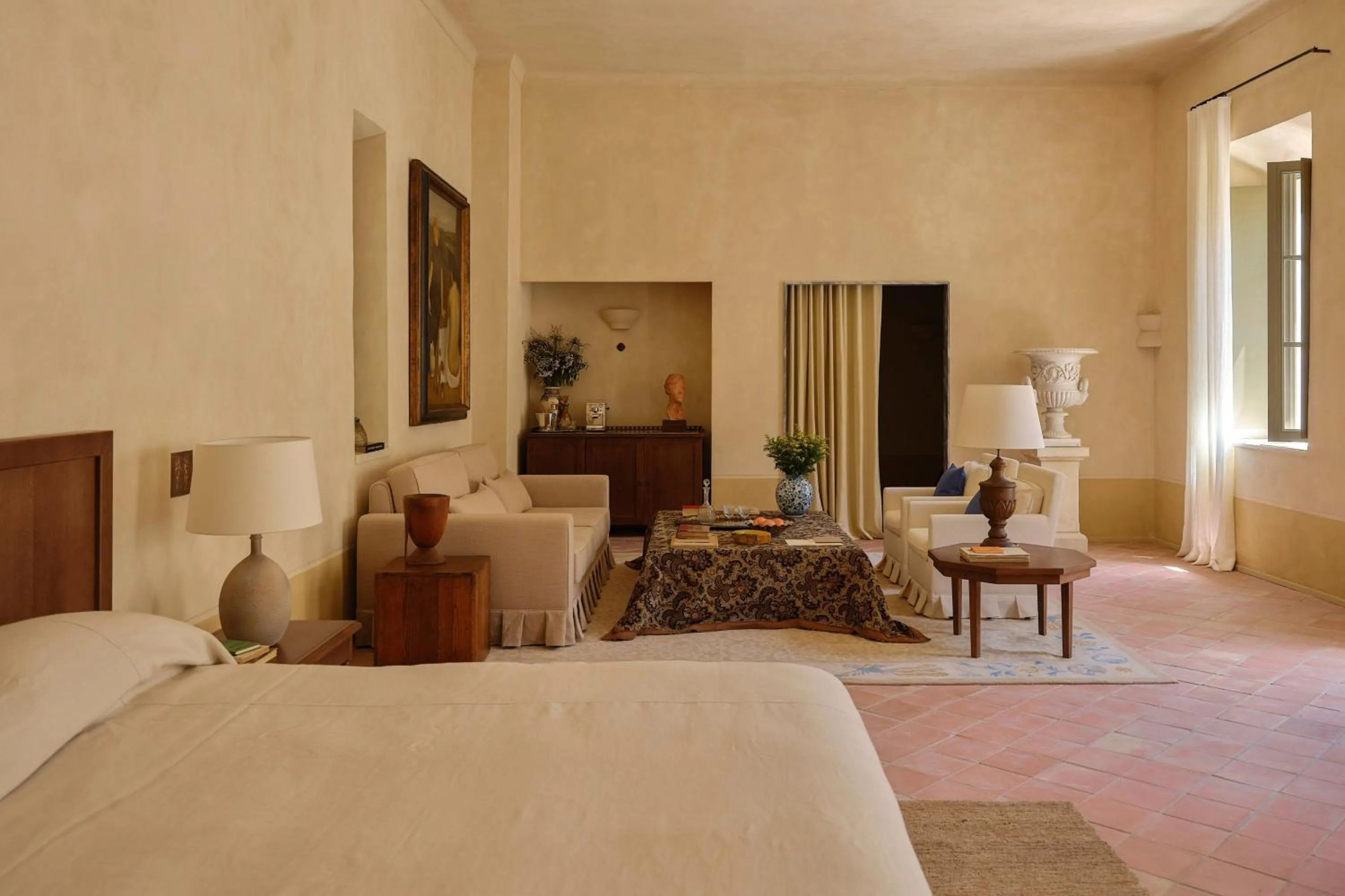 Photo of the whole room, Bed in Hôtel du Couvent, a Luxury Collection Hotel, Nice