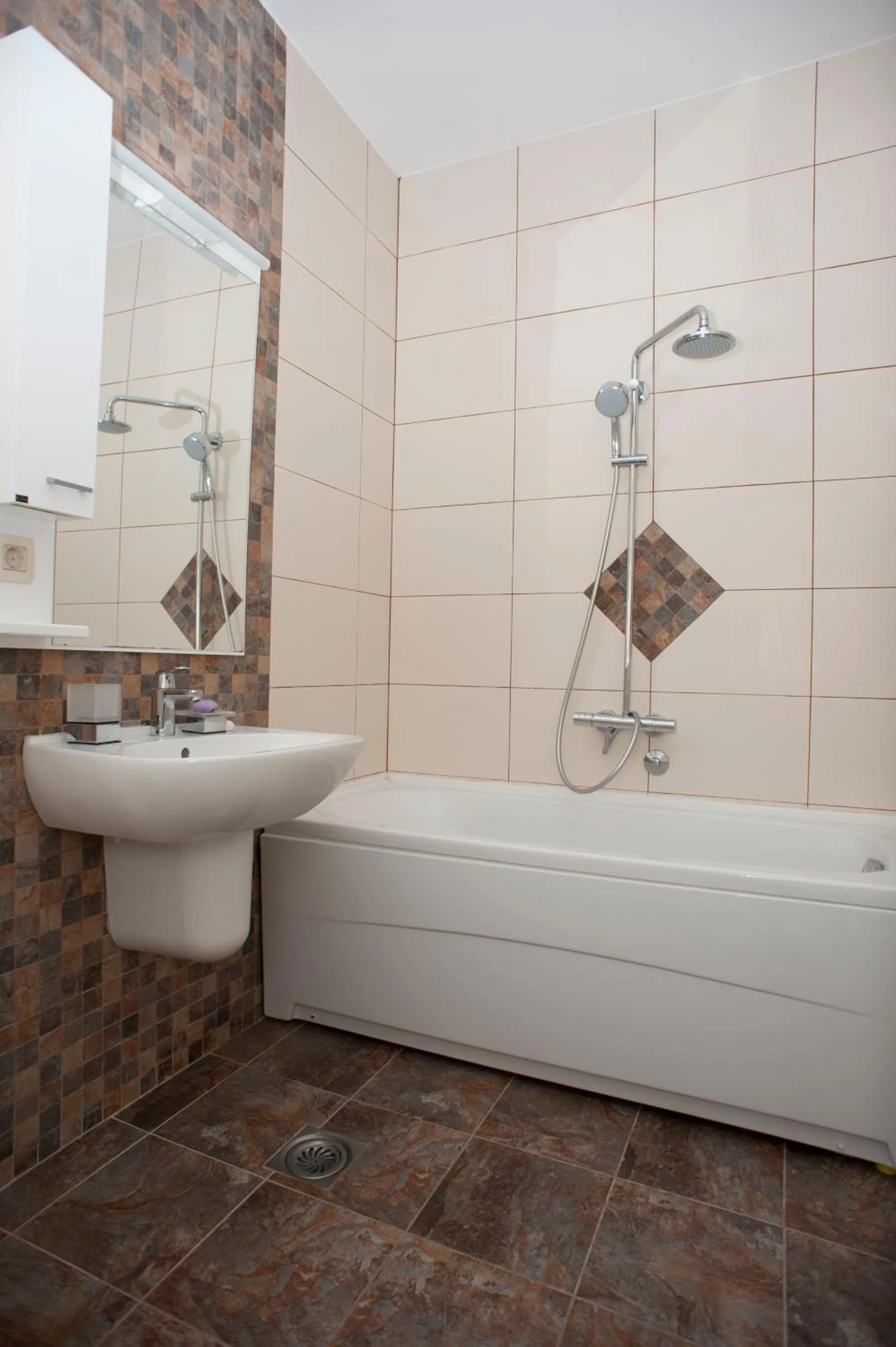 Shower in Apartments Villa Simonovic