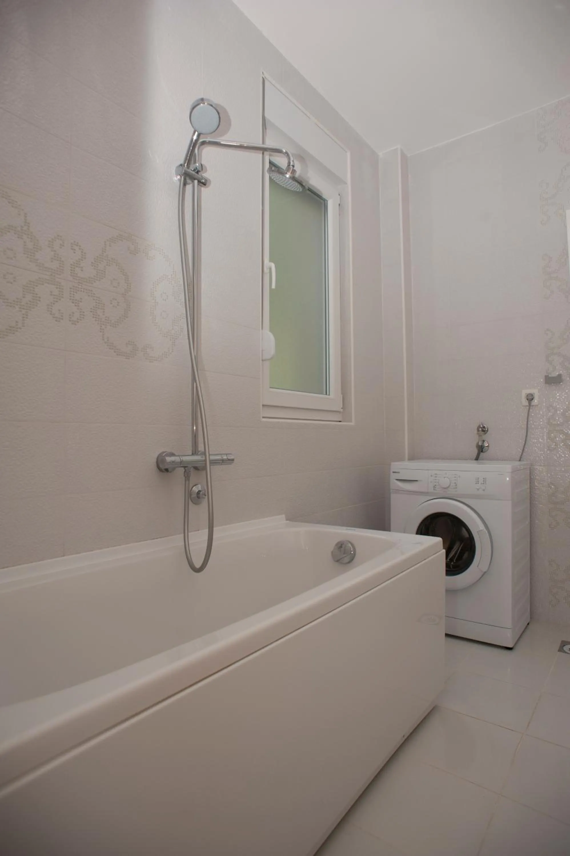 Shower in Apartments Villa Simonovic