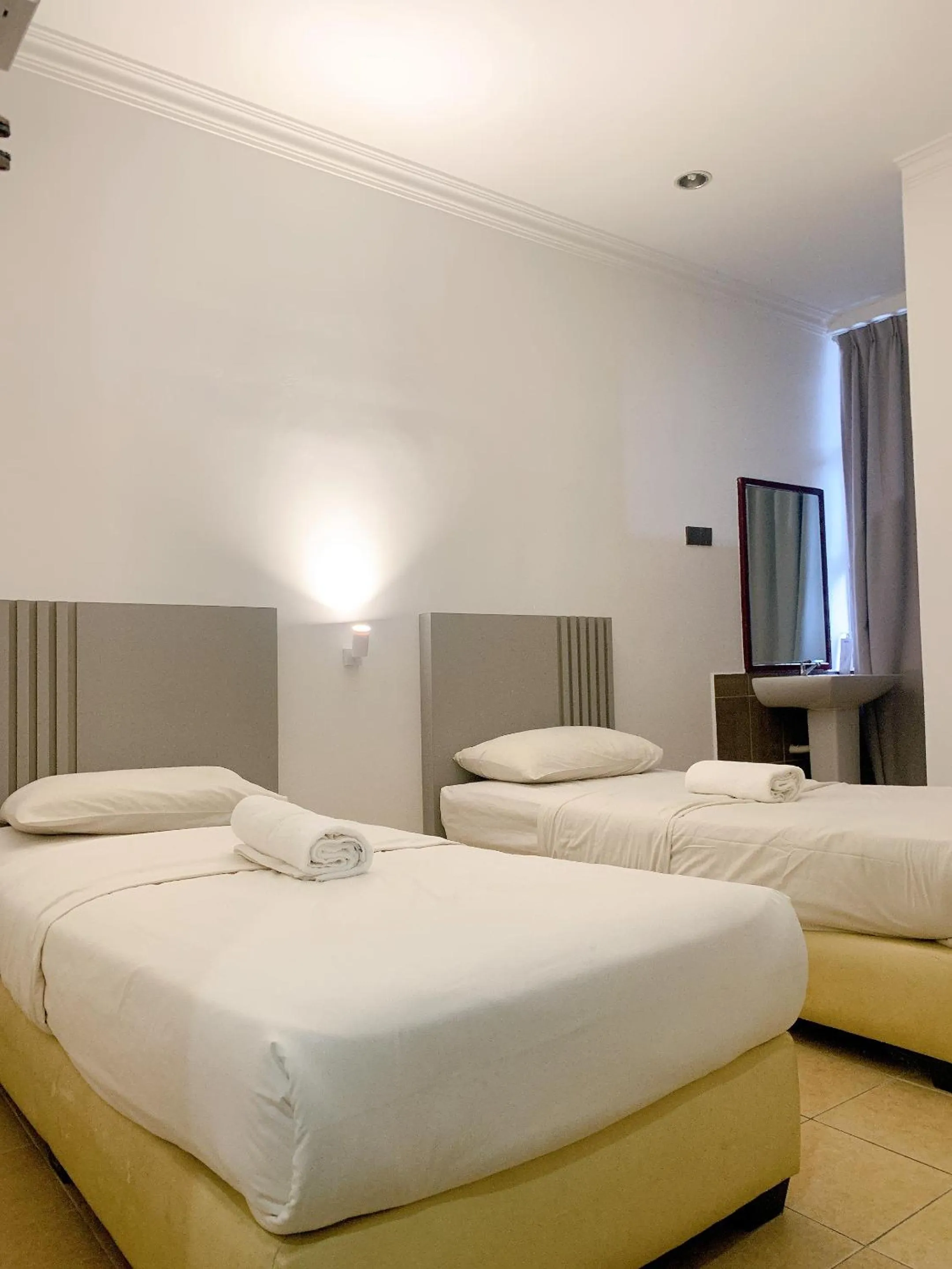 Bed in One Stop Hotel Ipoh