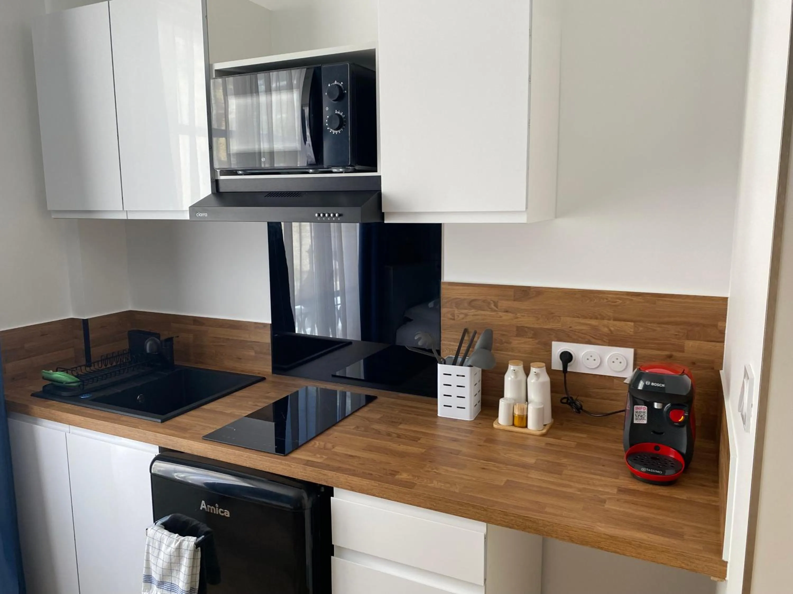 Kitchen or kitchenette in App-Art