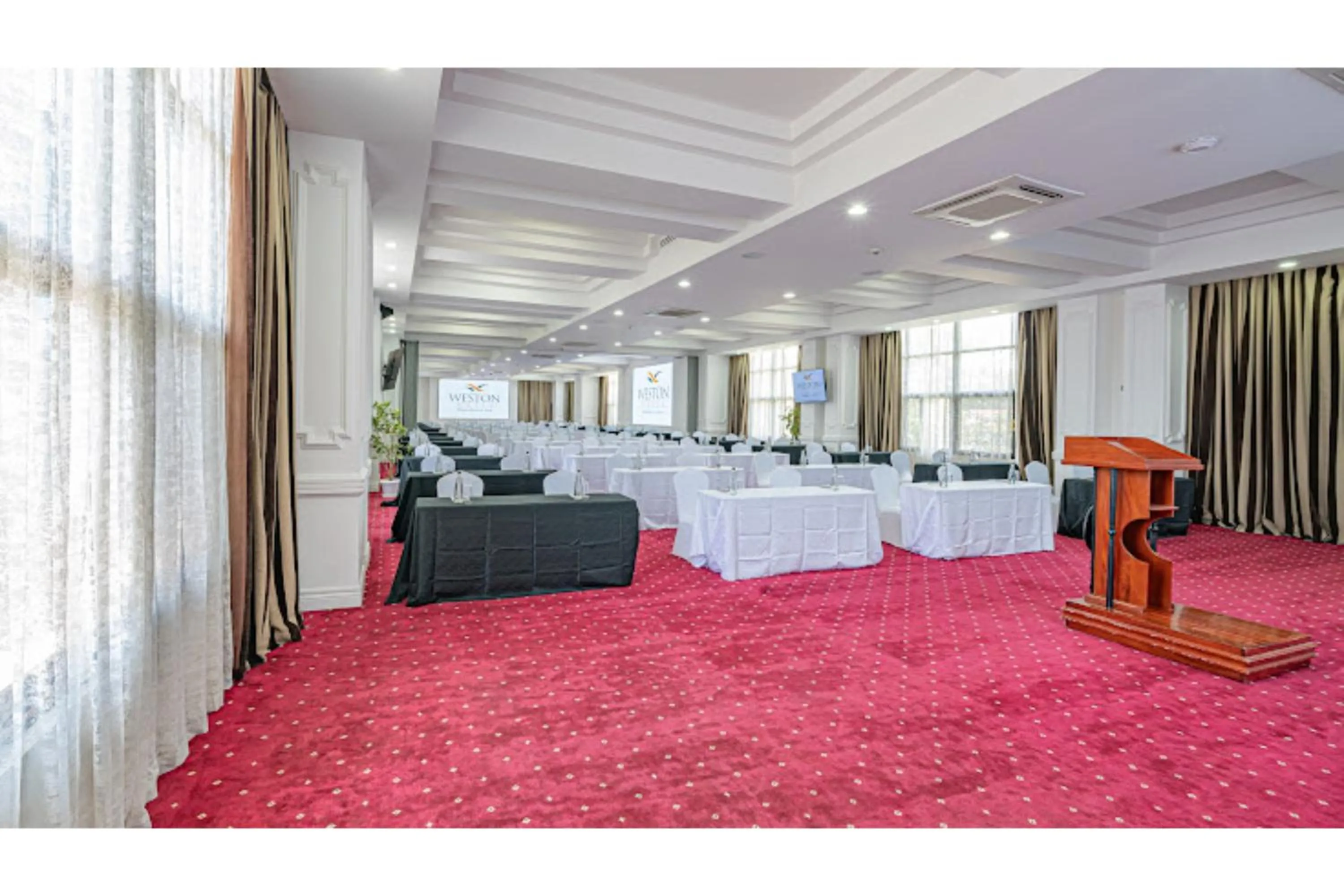 Seating area in Weston Hotel