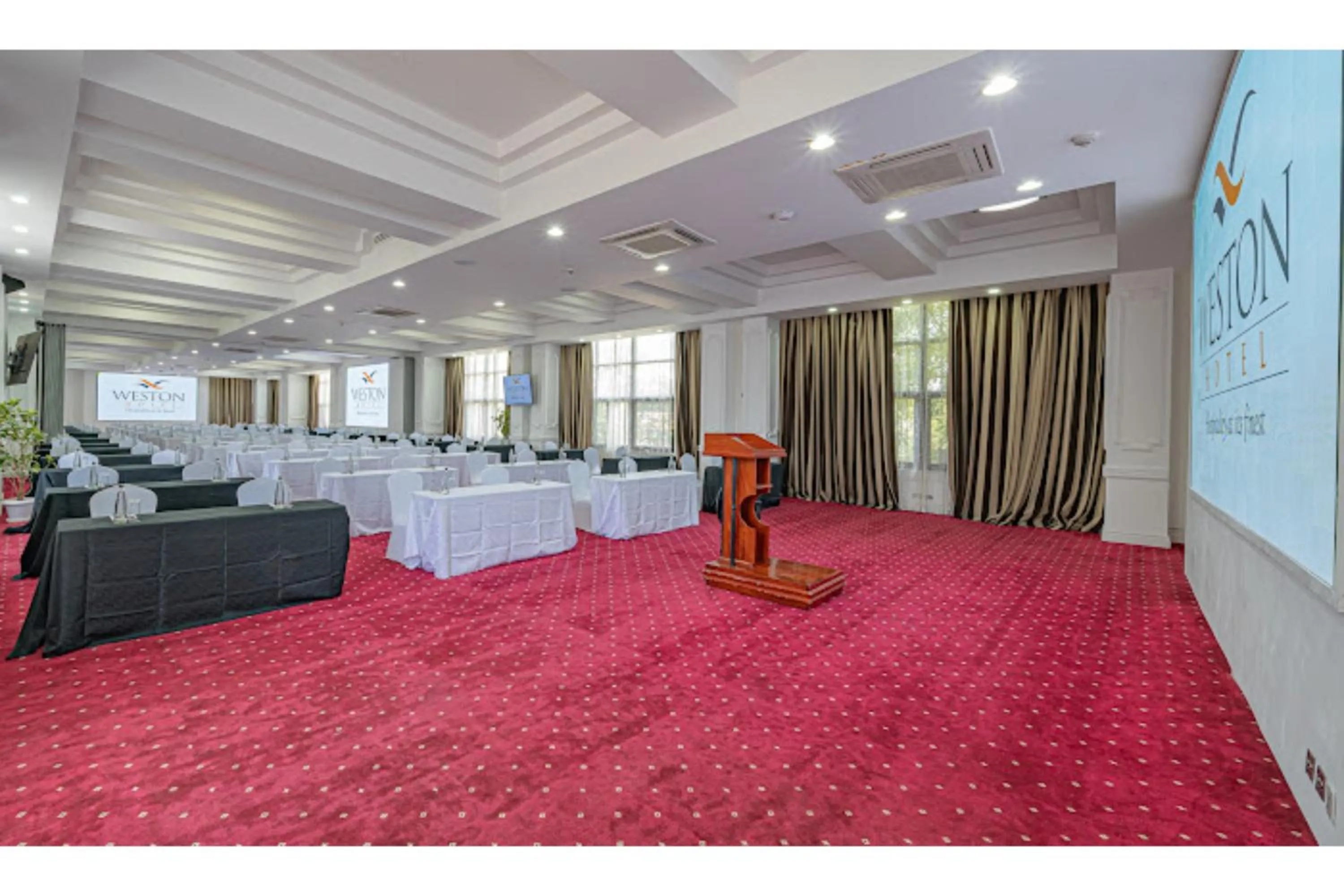 Seating area in Weston Hotel