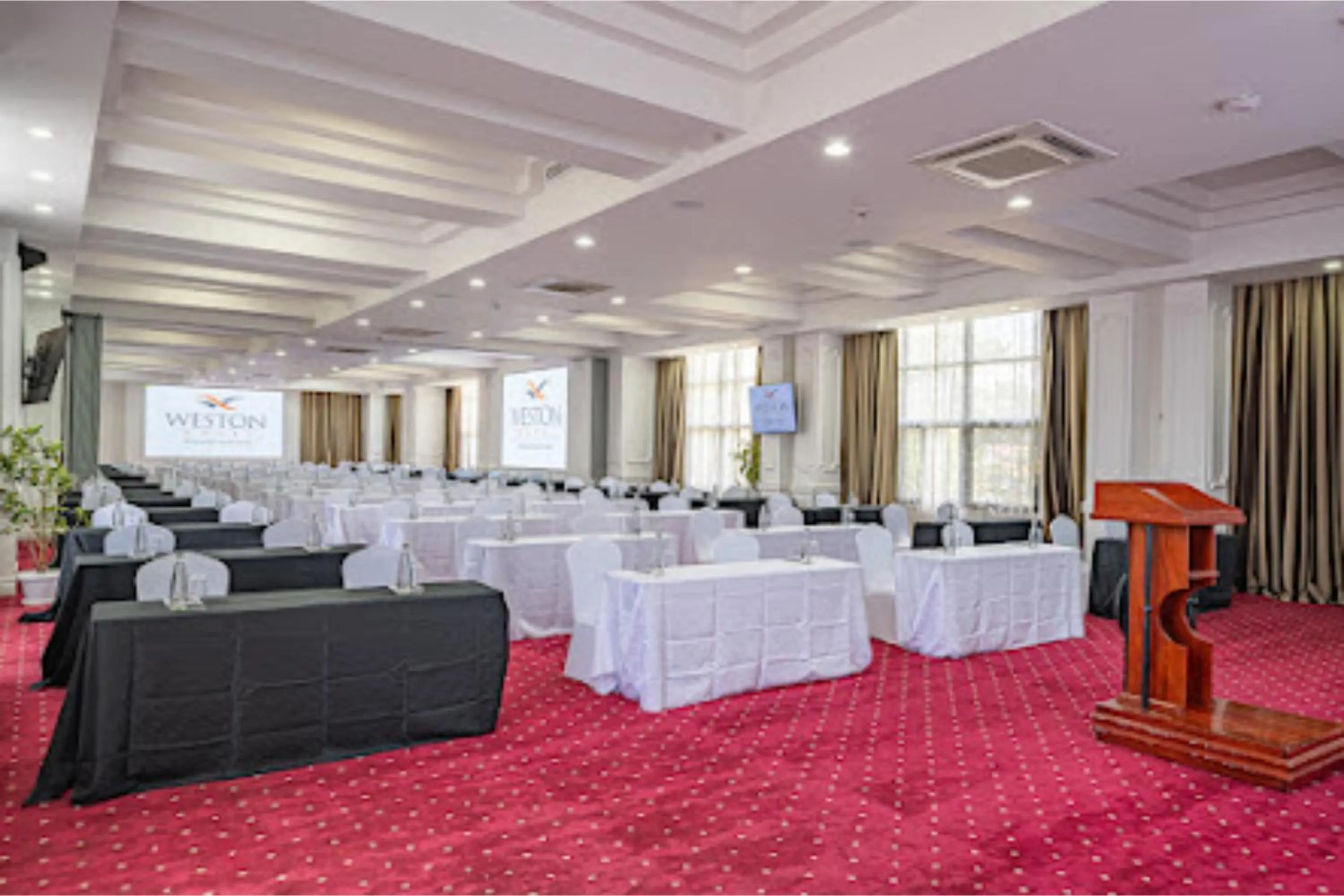 Seating area in Weston Hotel