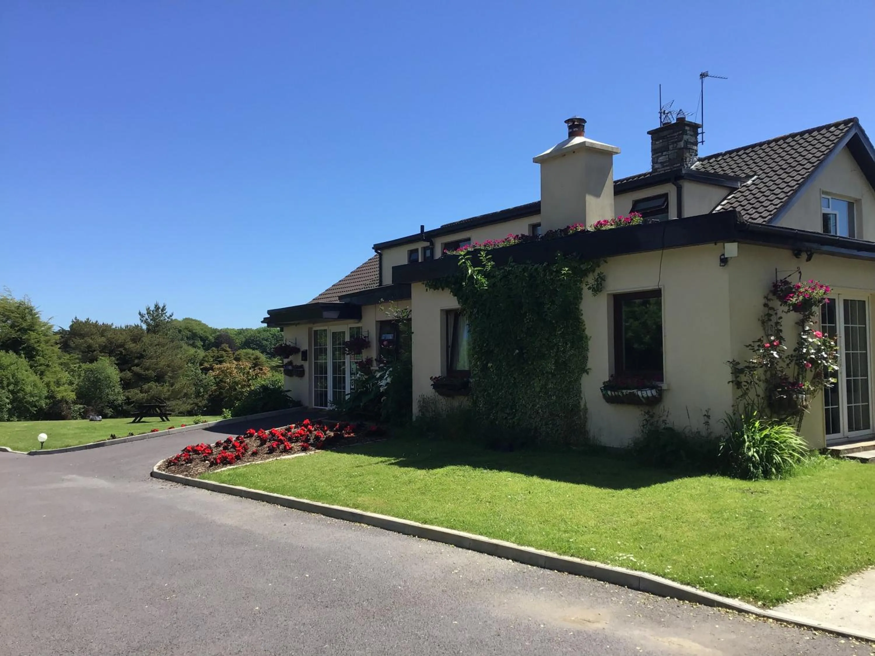 Property building in Aran Lodge