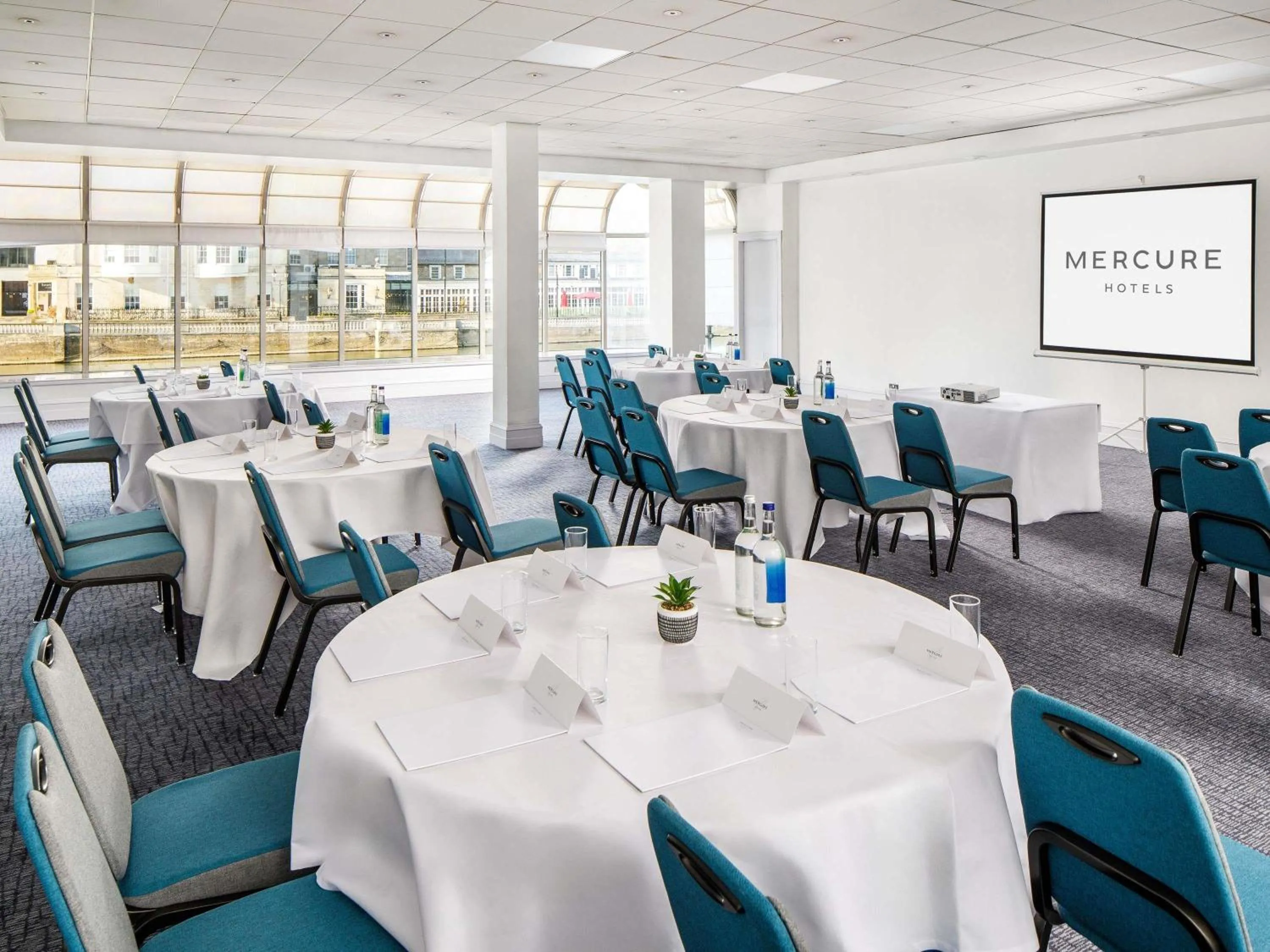 Meeting/conference room in Mercure Bedford Centre Hotel