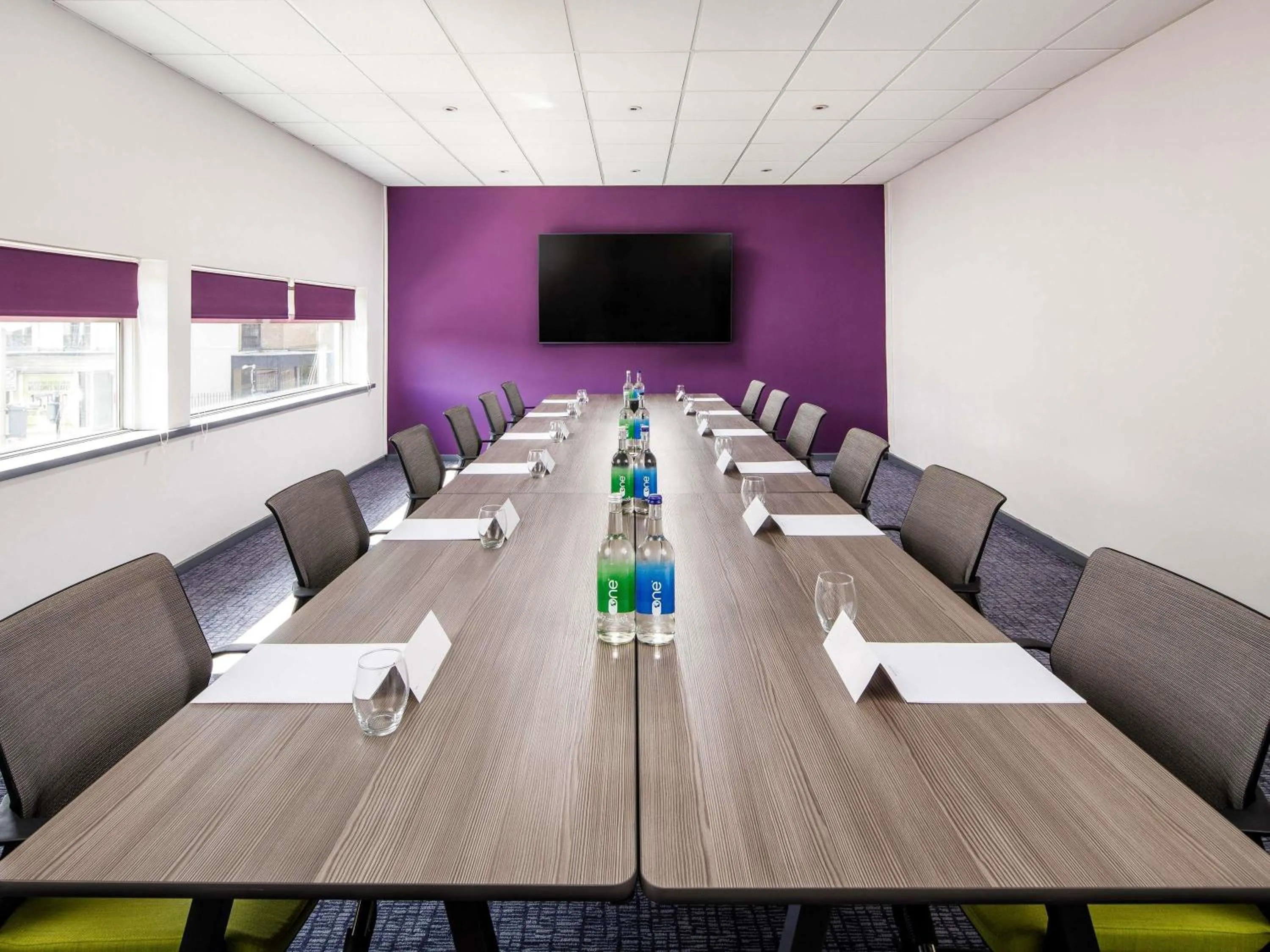 Meeting/conference room in Mercure Bedford Centre Hotel