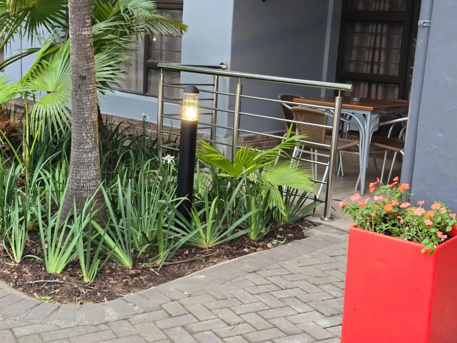 Garden in Shonalanga Lodge