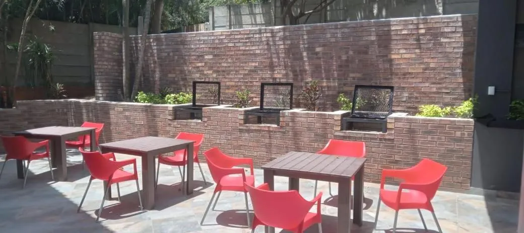 Seating area in Shonalanga Lodge