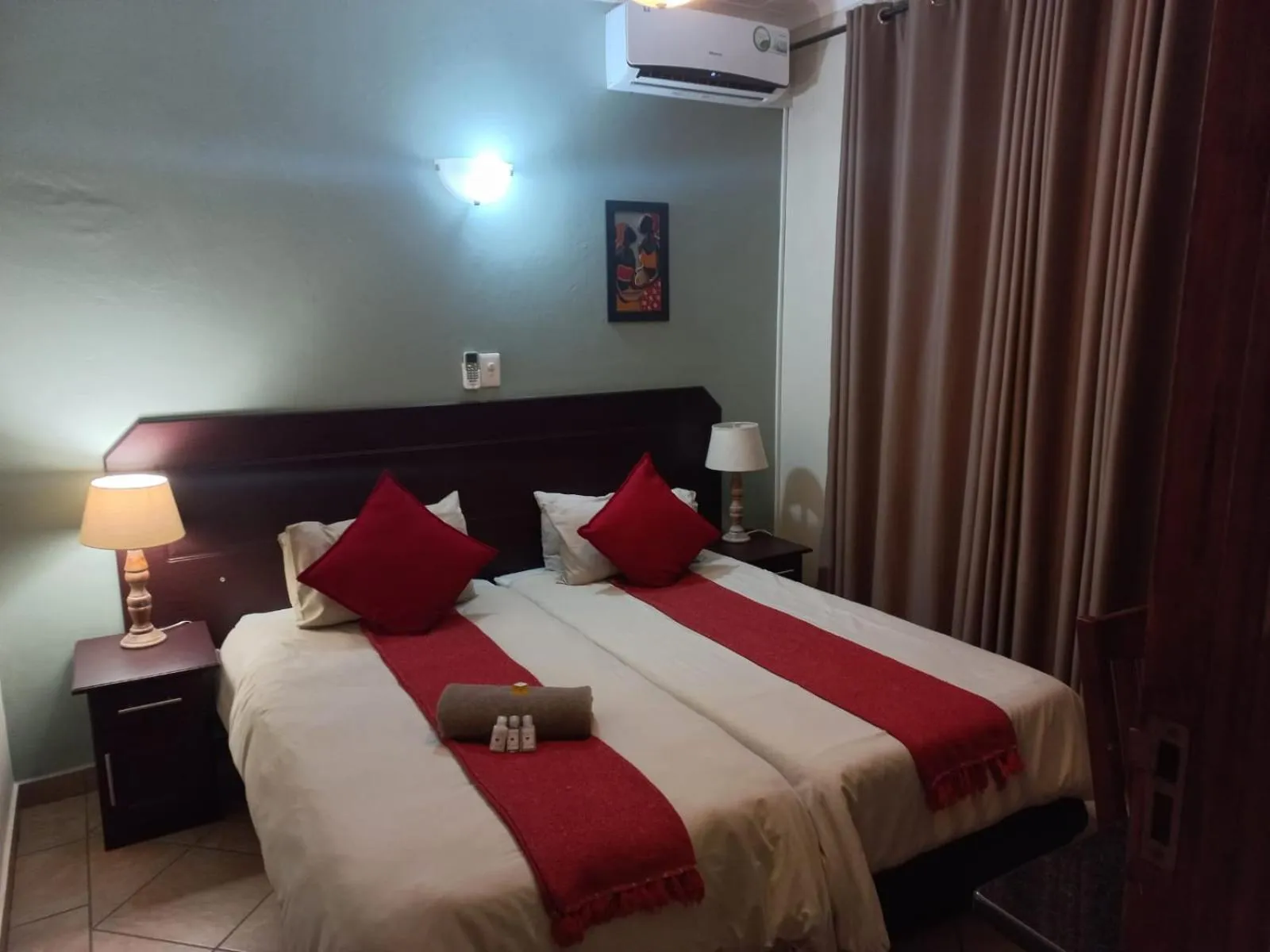 Bedroom, Bed in Shonalanga Lodge